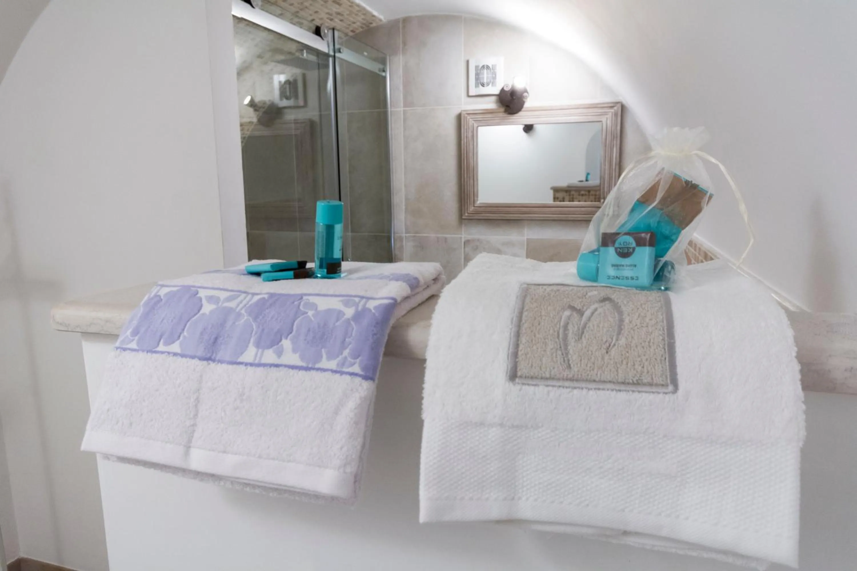 Bathroom, Bed in Il Melangolo