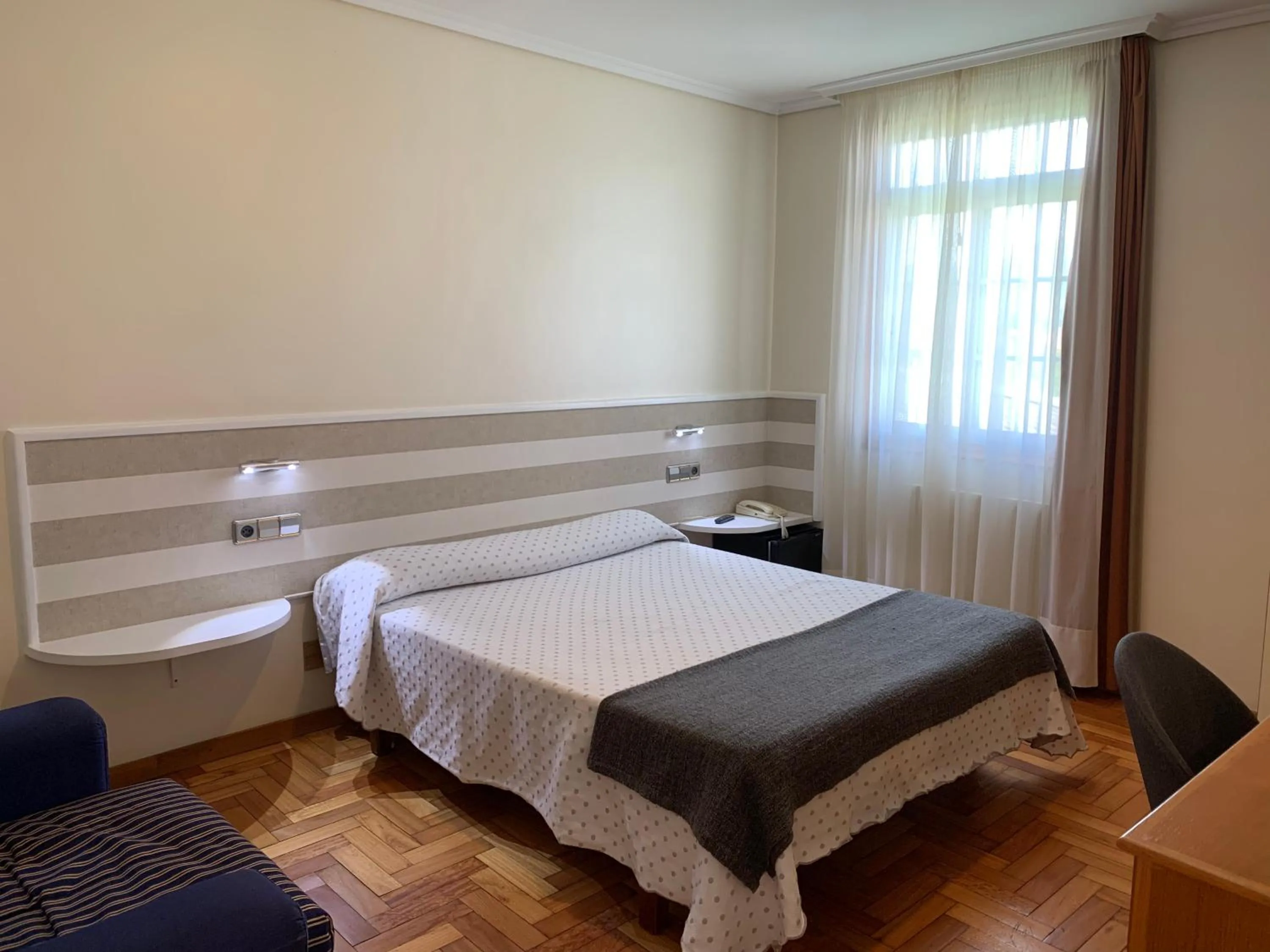 Standard Double Room in Hotel Miramar Playa America Nigran