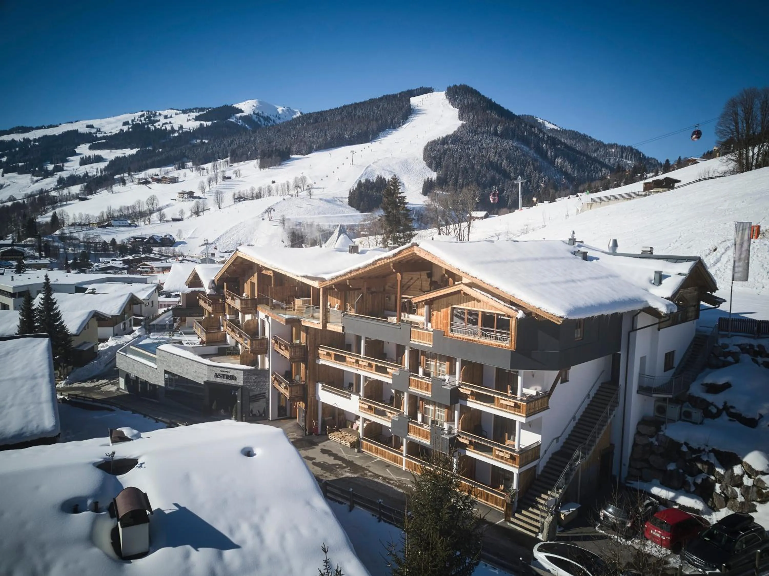 Property building in Hotel Astrid - Ski In - Ski Out