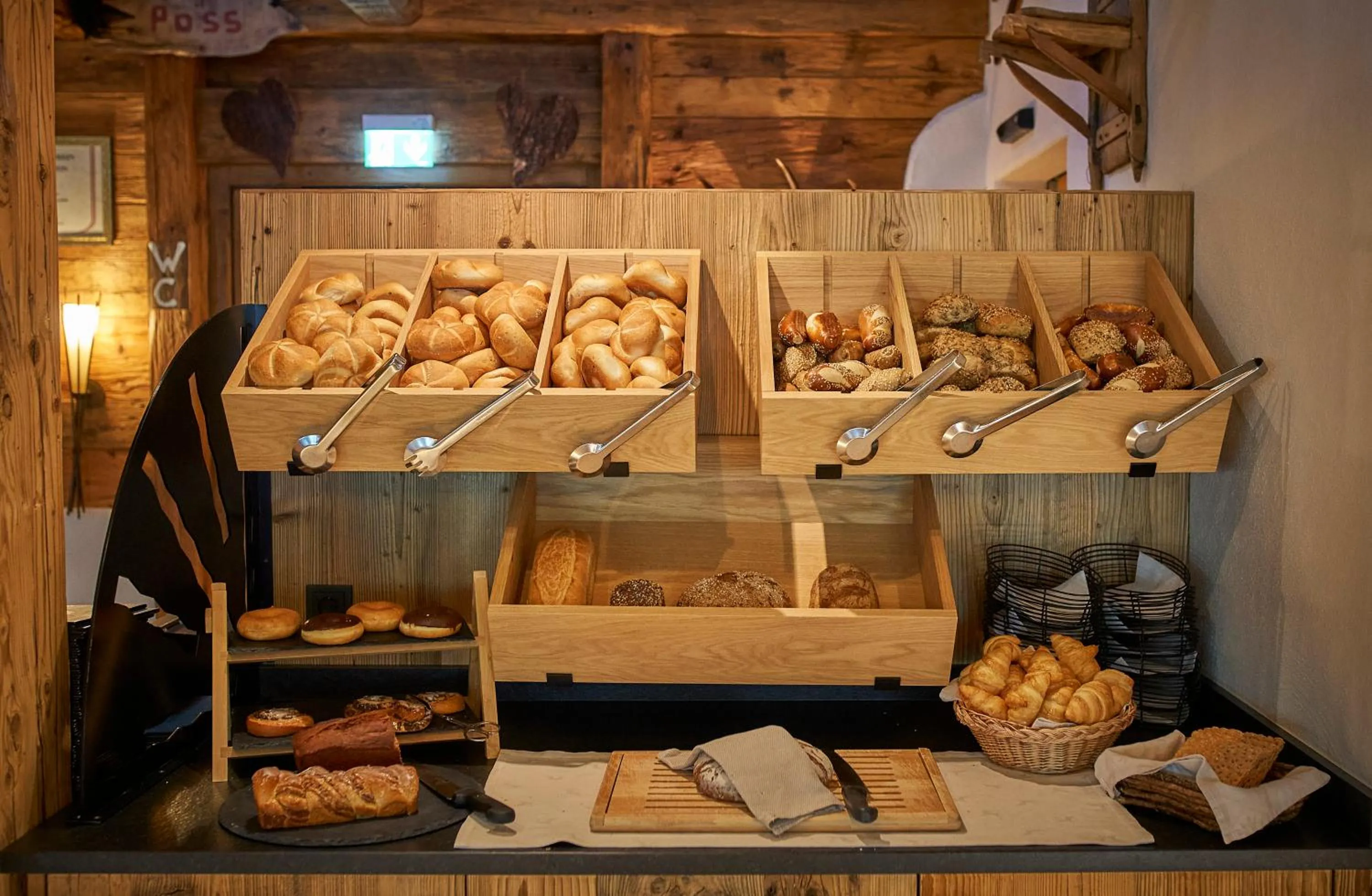 Breakfast in Hotel Astrid - Ski In - Ski Out