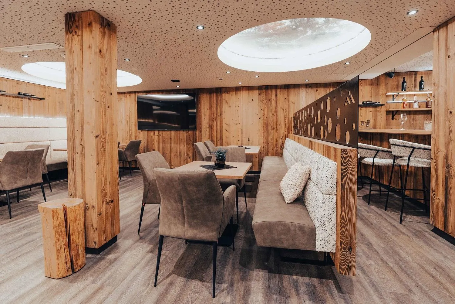 Restaurant/places to eat in Hotel Astrid - Ski In - Ski Out