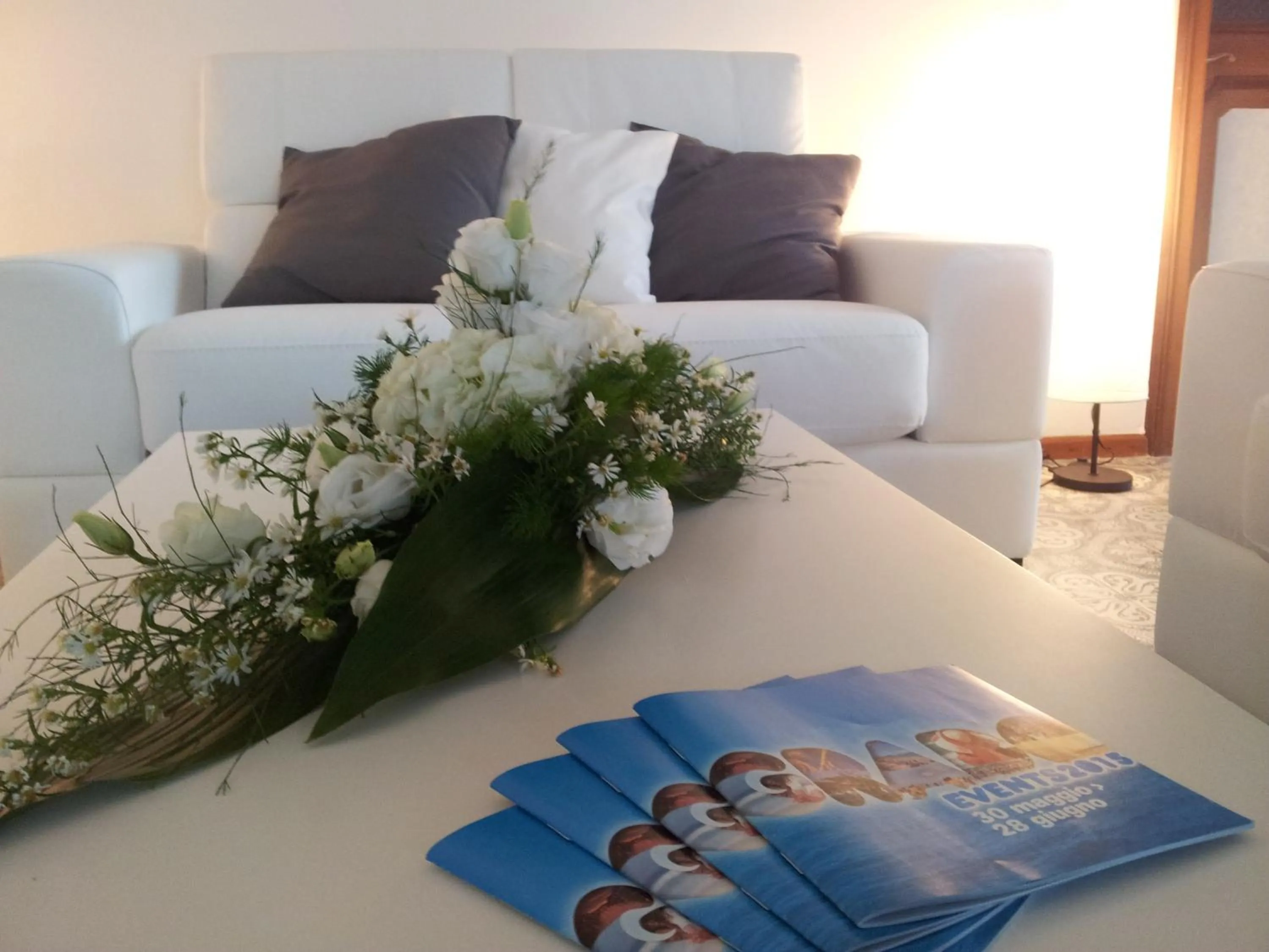 Lobby or reception, Bed in Hotel Moreri