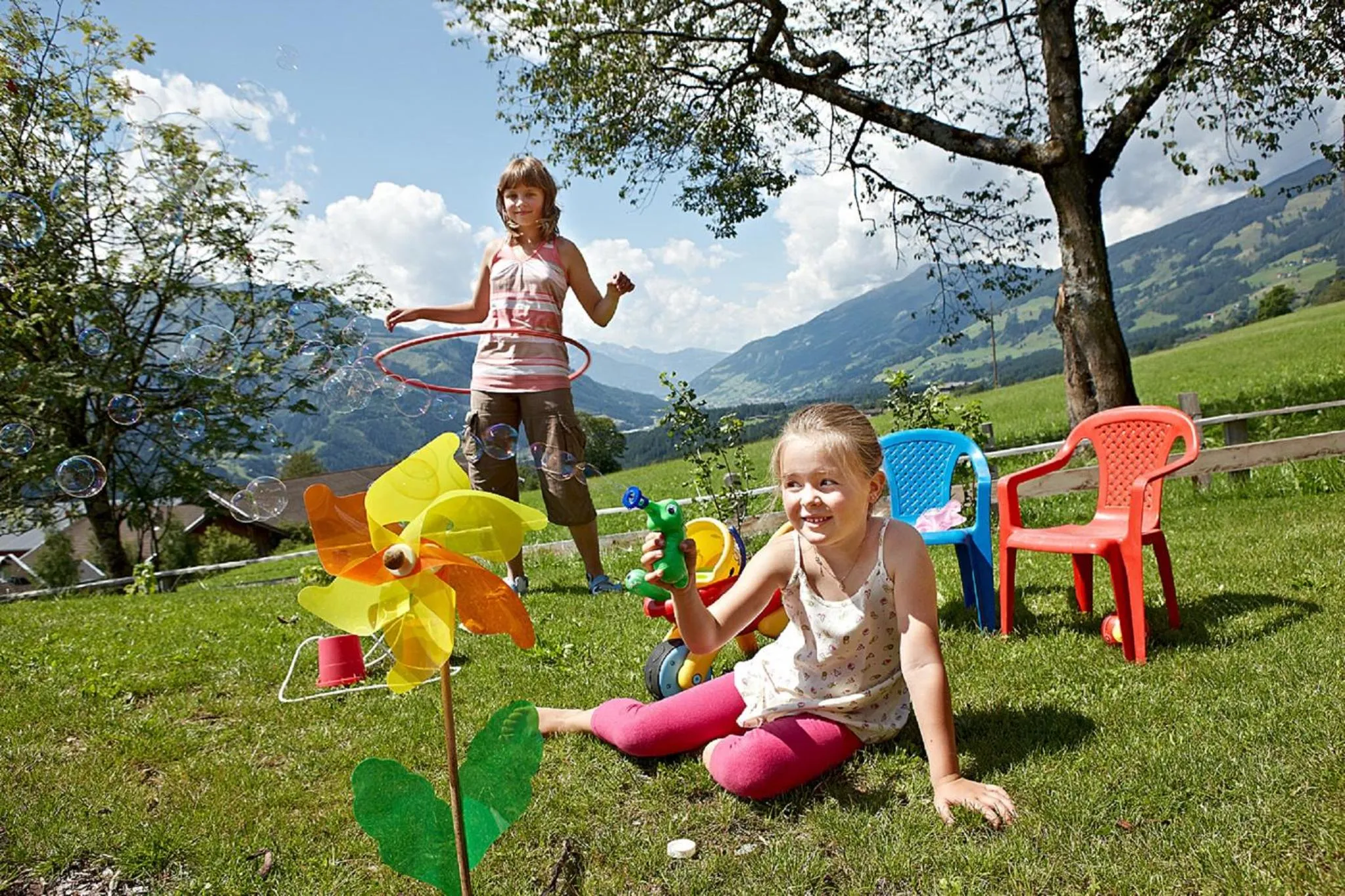 Children play ground in Alpenhof Apartments