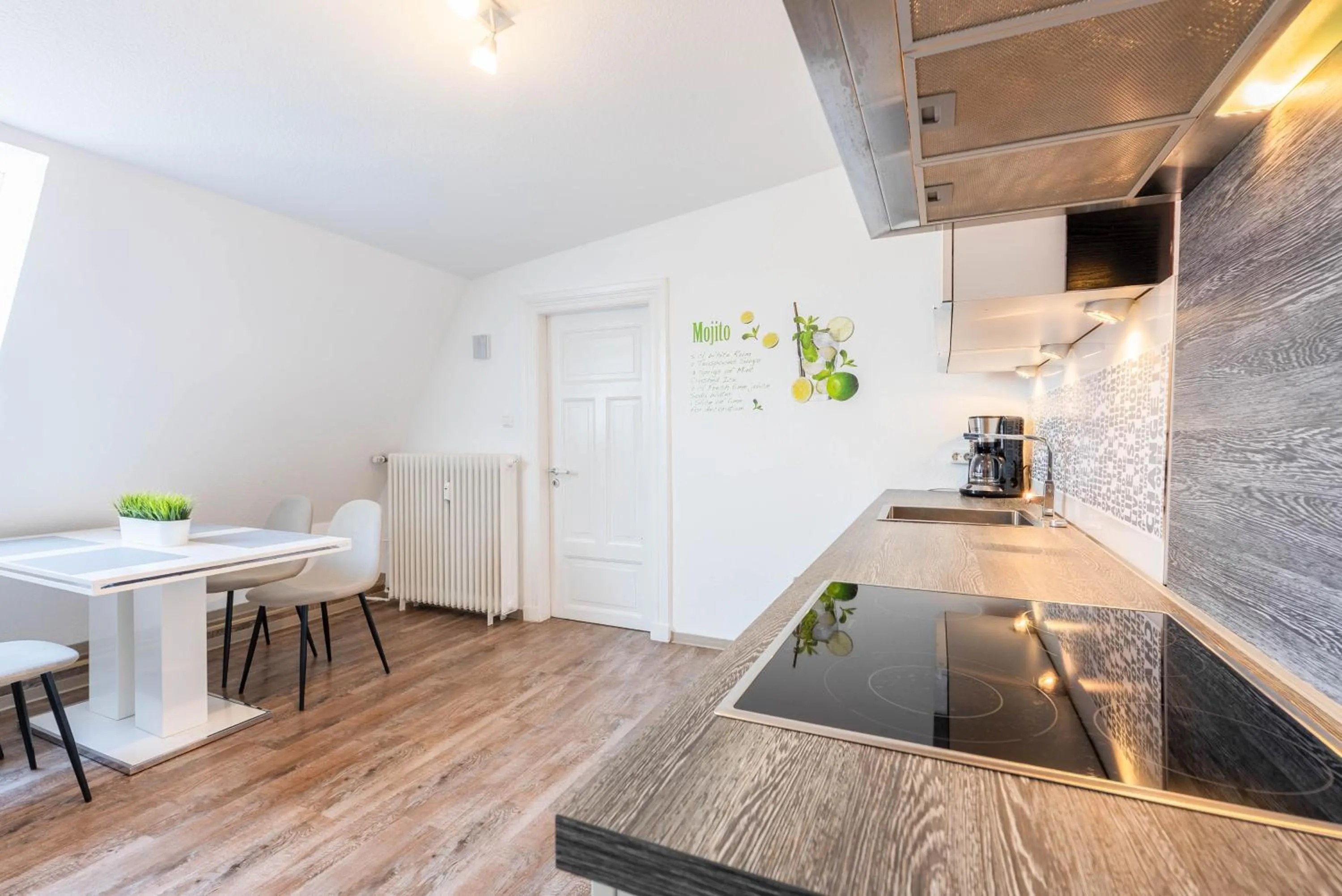 Dining area in Hafencity Apartments