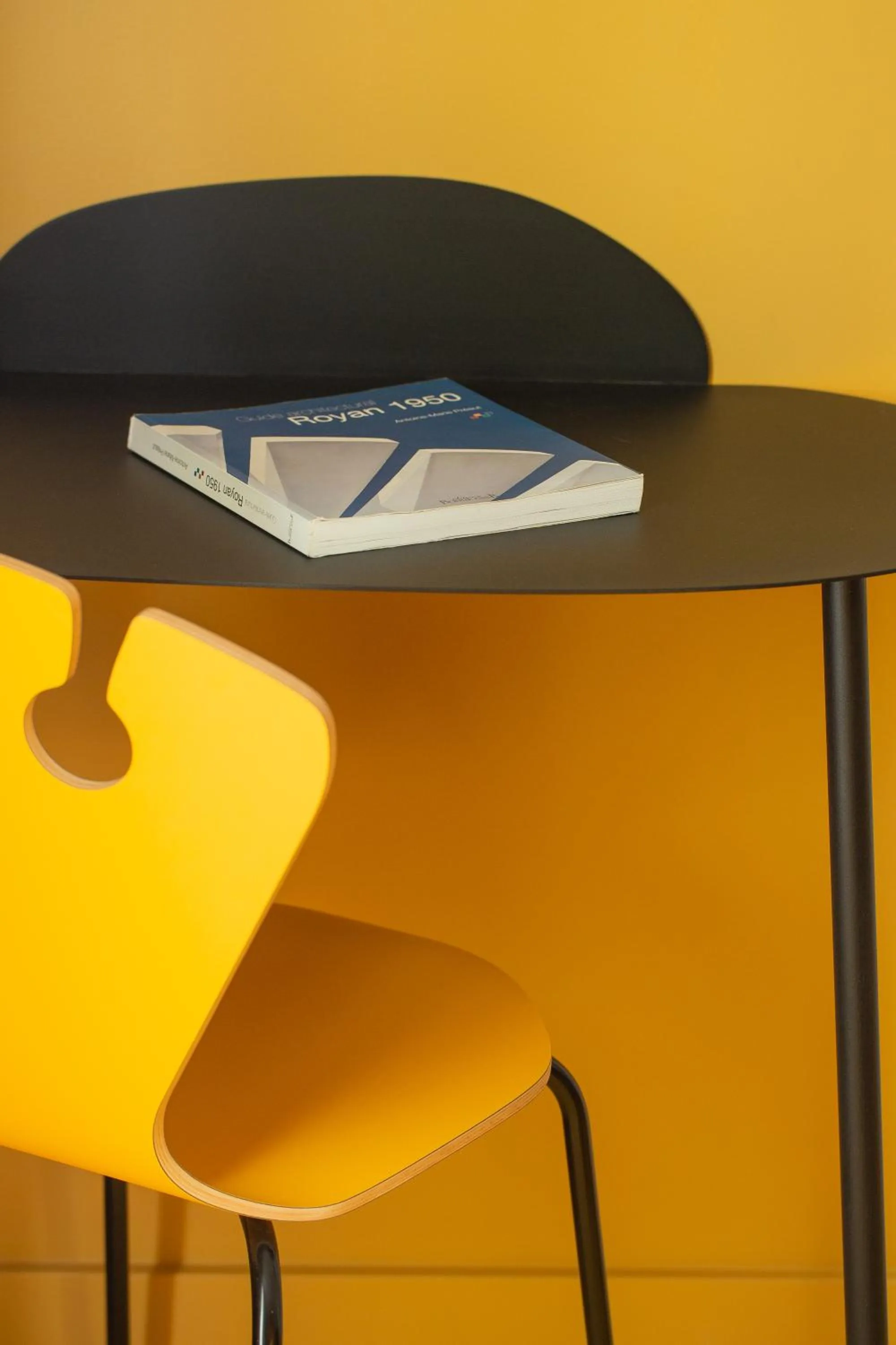 Decorative detail in Seakub hotel