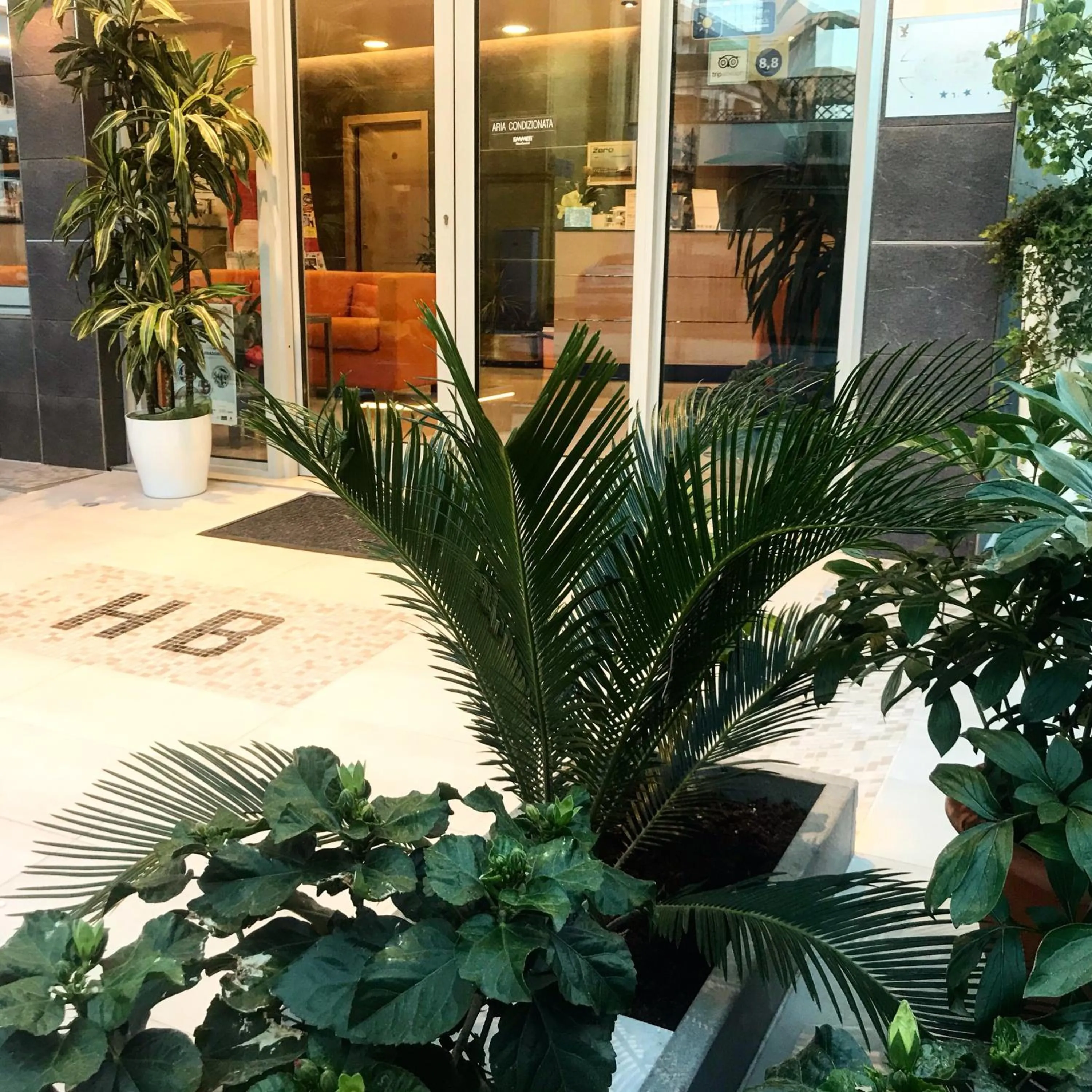 Facade/entrance in Hotel Bologna