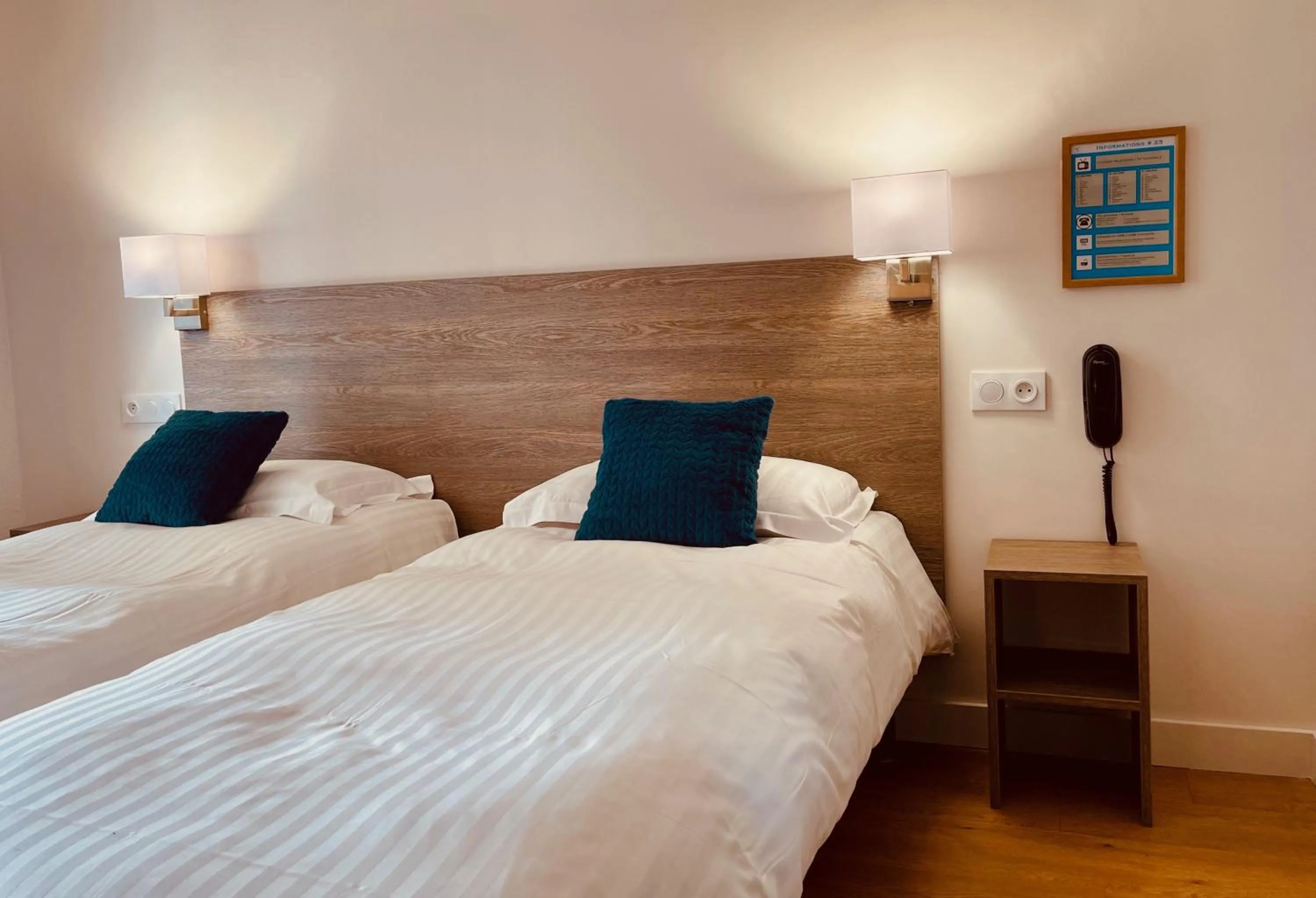 Bedroom, Bed in Hotel Courbet