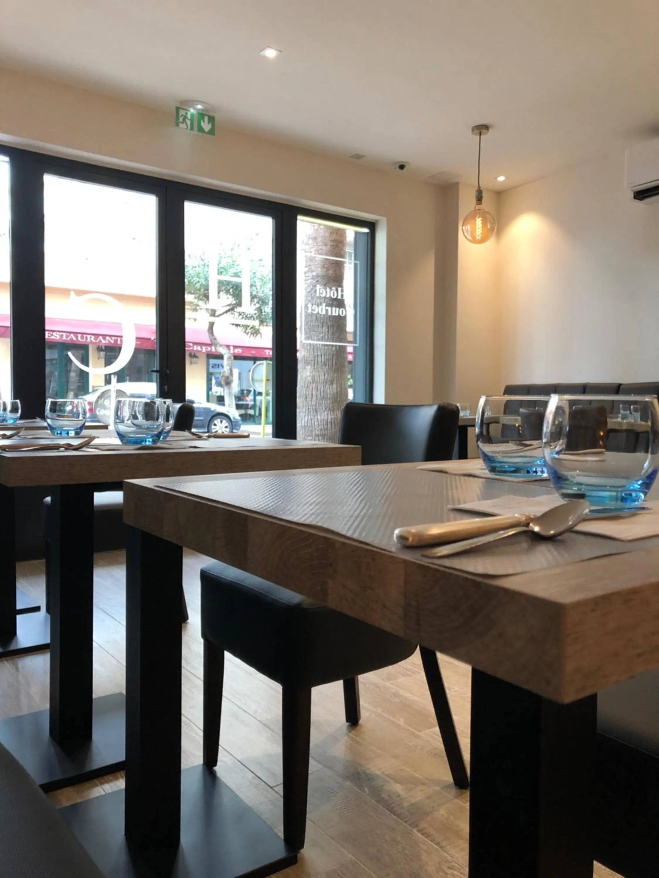 Banquet/Function facilities in Hotel Courbet