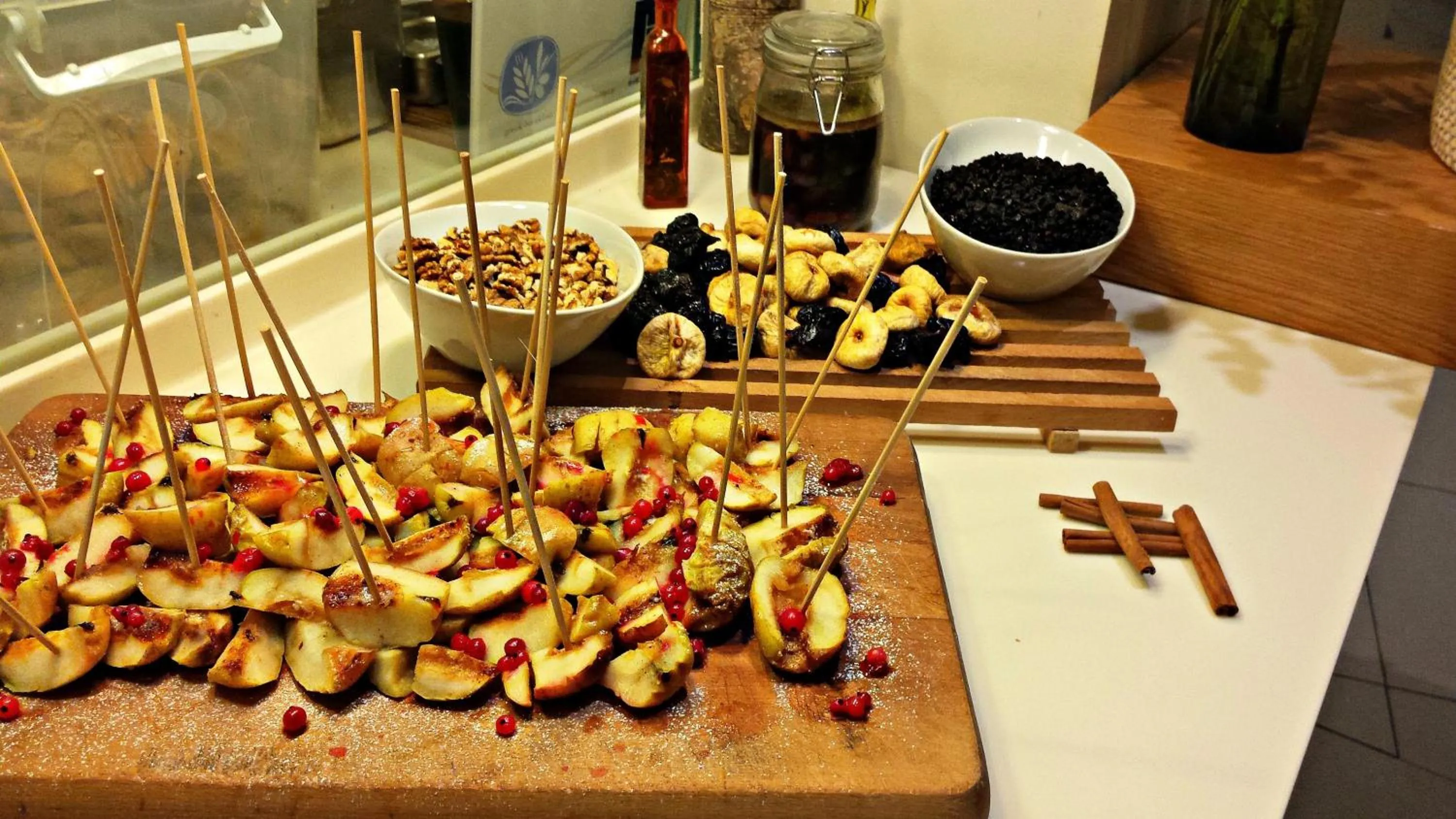 Food and drinks in Coco-Mat Hotel Nafsika