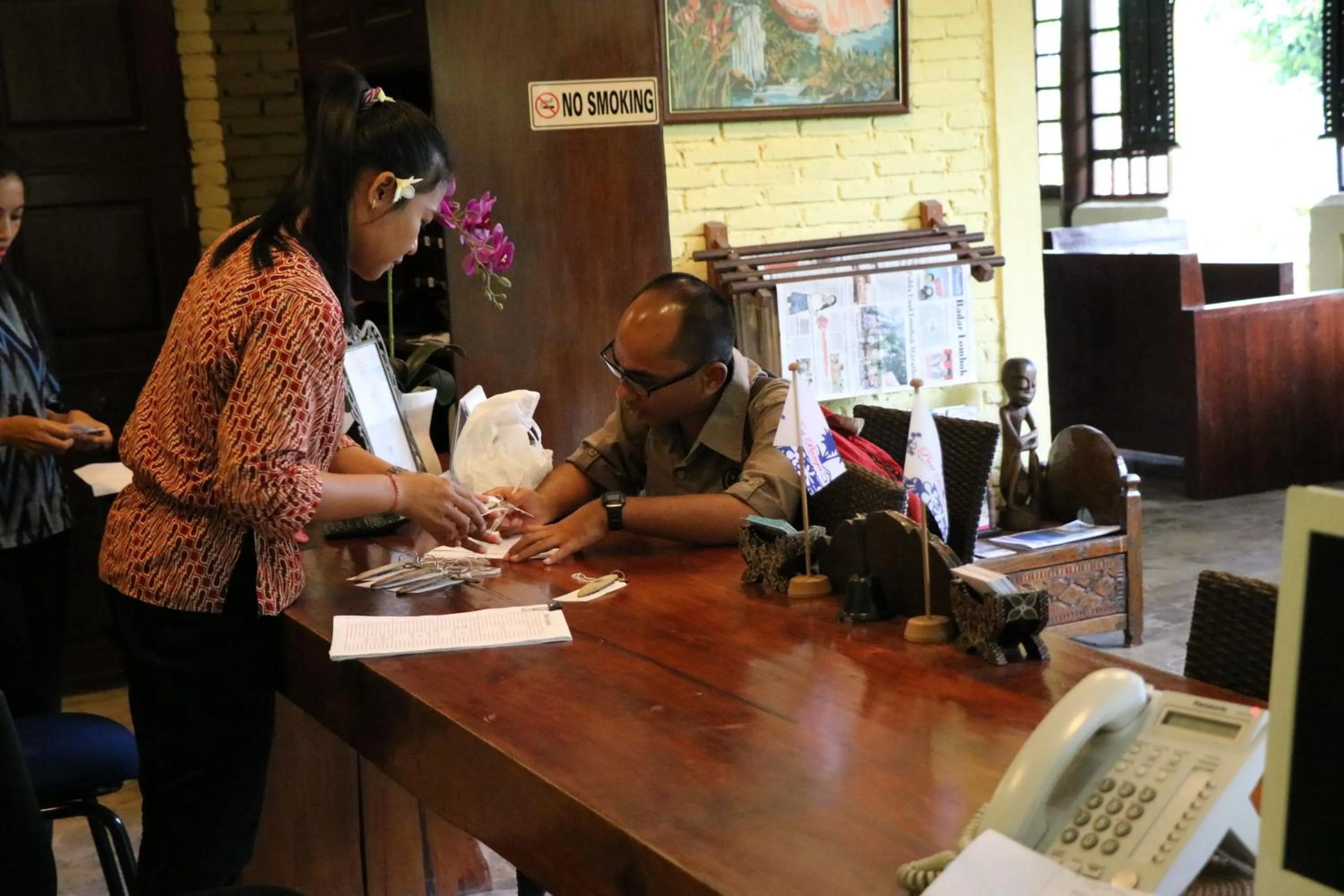 Puri Bunga Beach Cottages