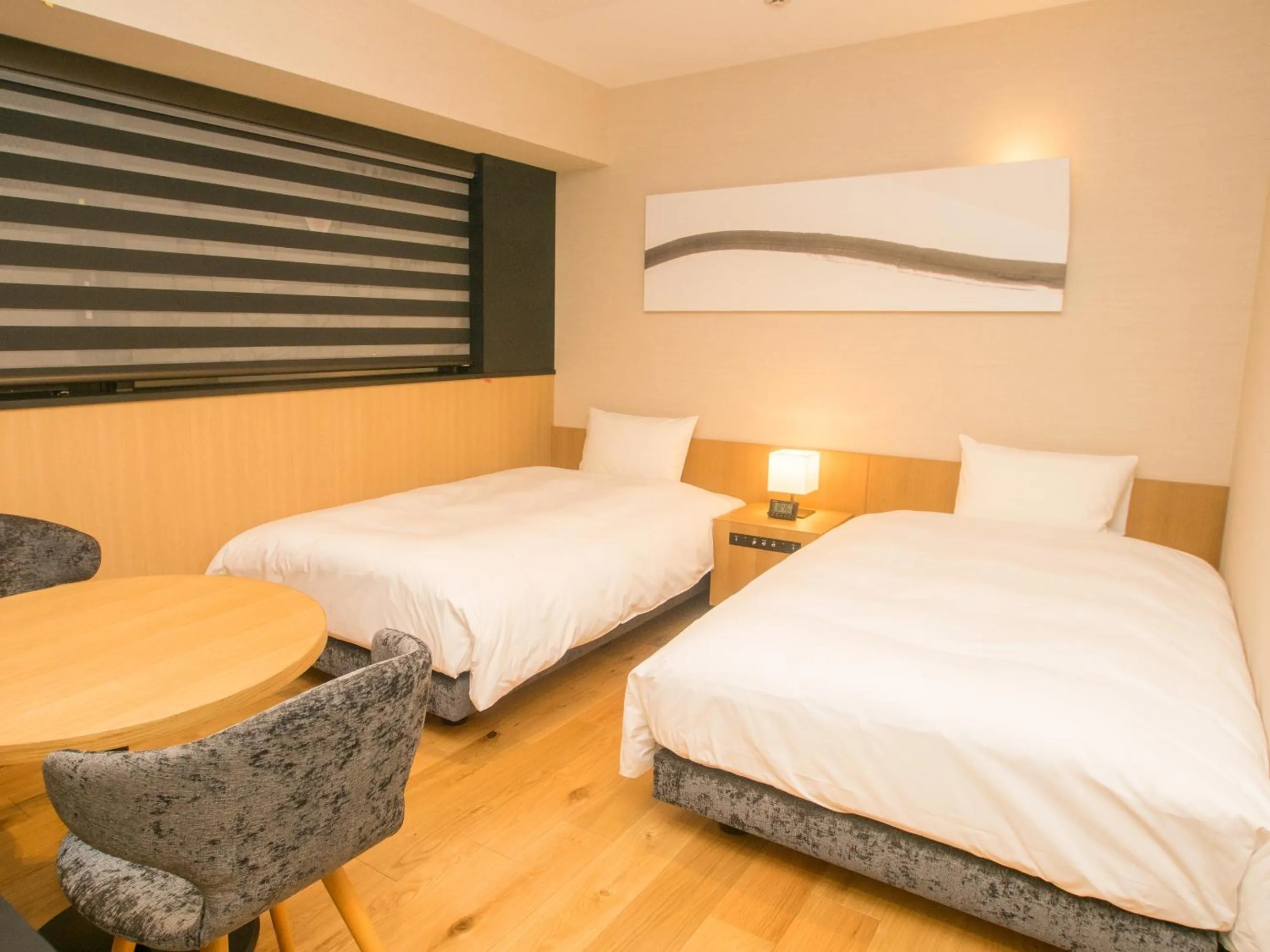 Photo of the whole room, Bed in HATAGO INN Shizuoka Yoshida IC