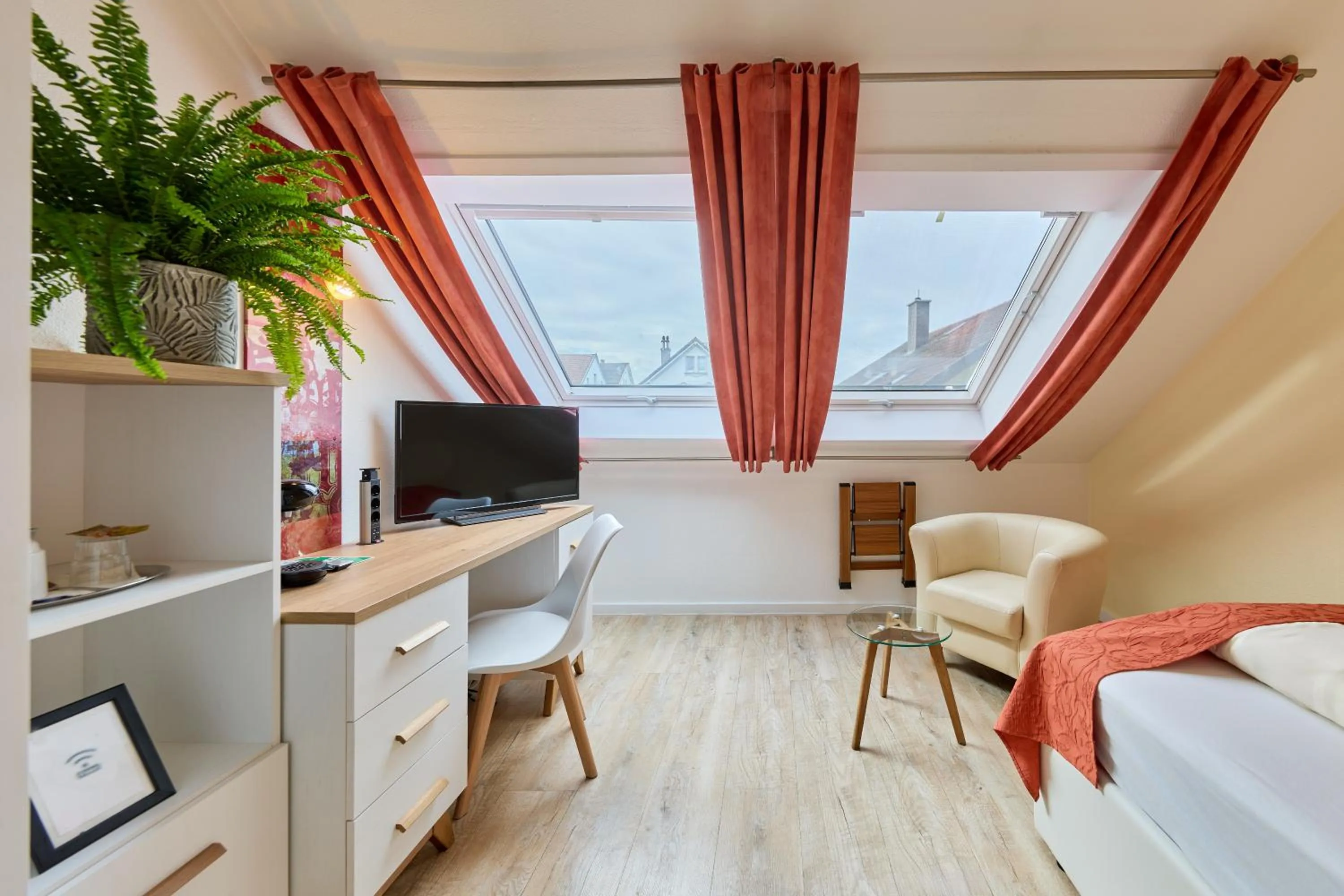 TV and multimedia, Bed in arador CITY Hotel