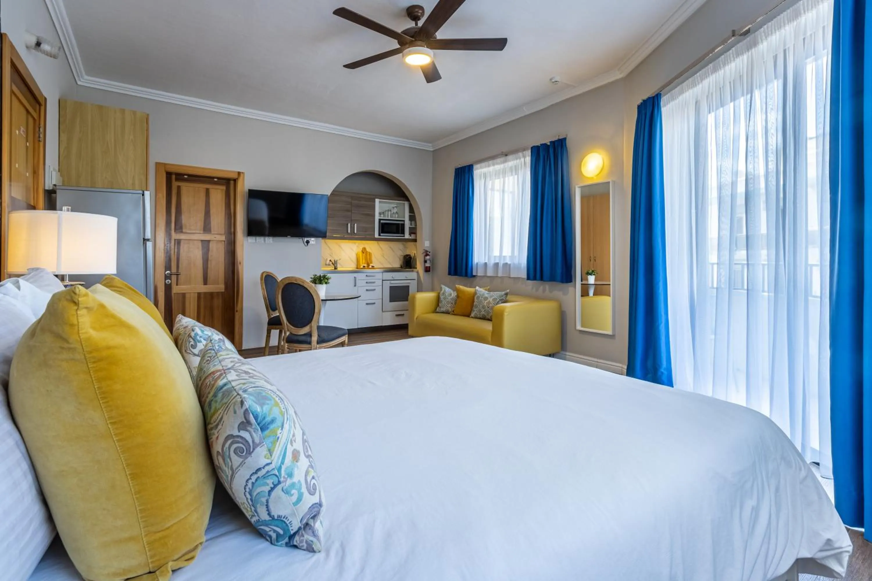 Bed in Park Lane Boutique Aparthotel