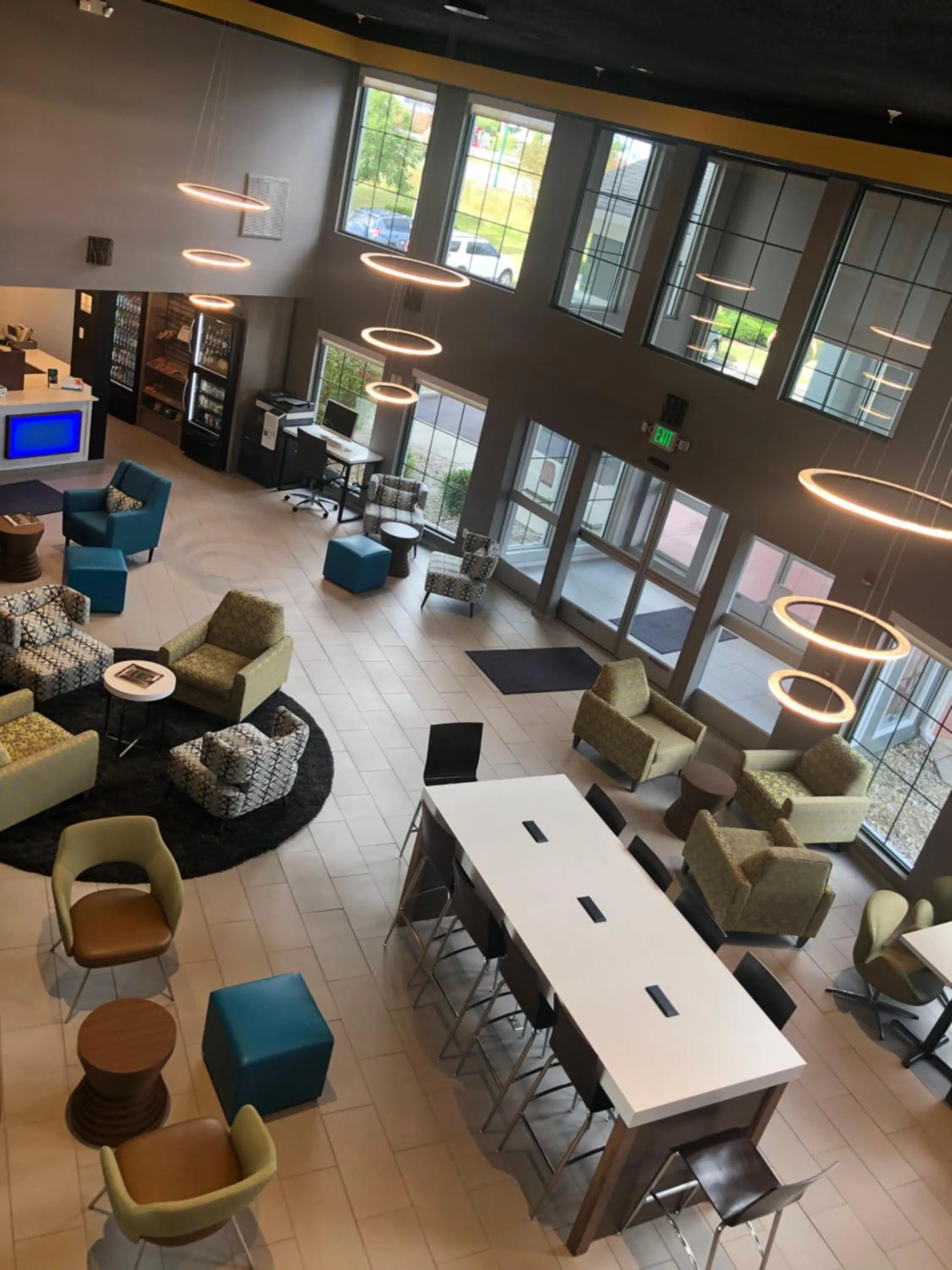 Clarion Pointe Indianapolis Airport