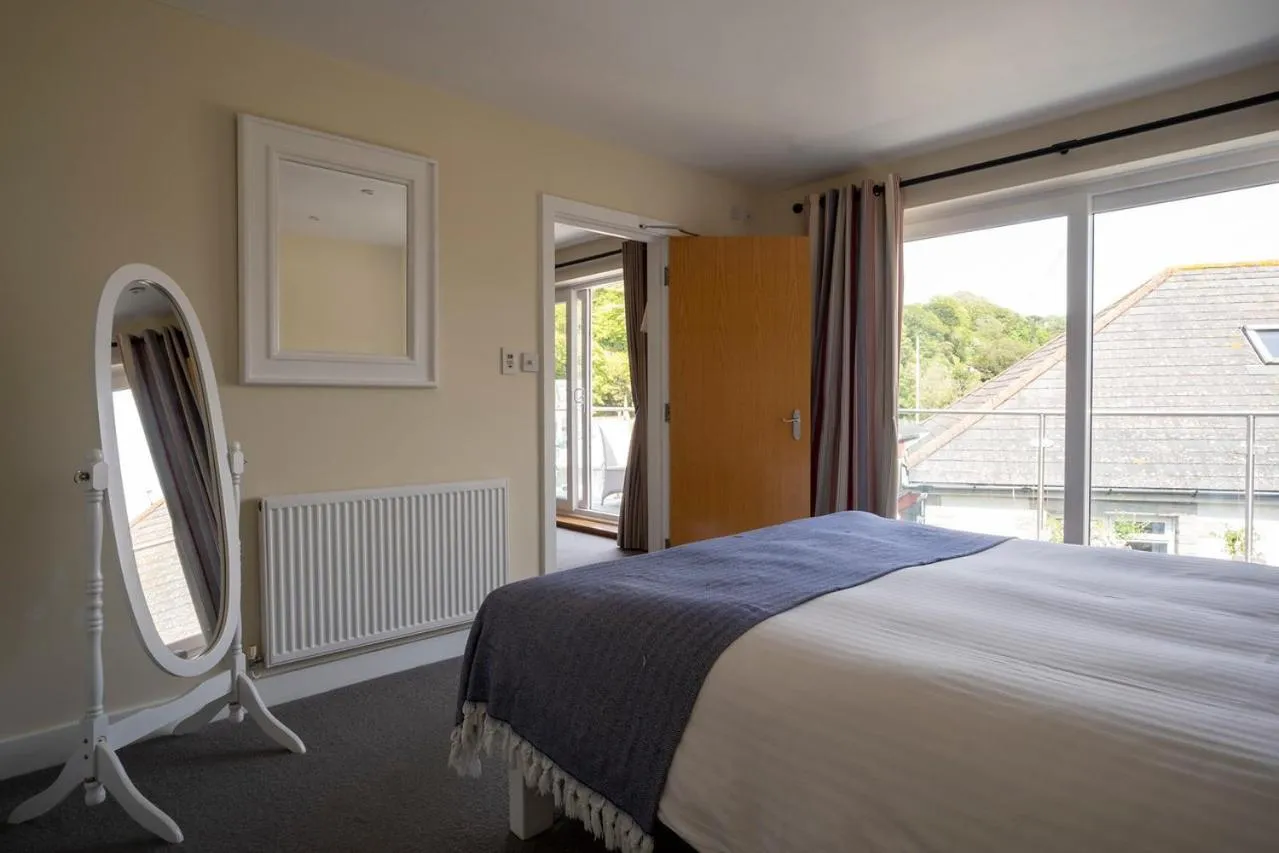 Bed in South Sands Hotel