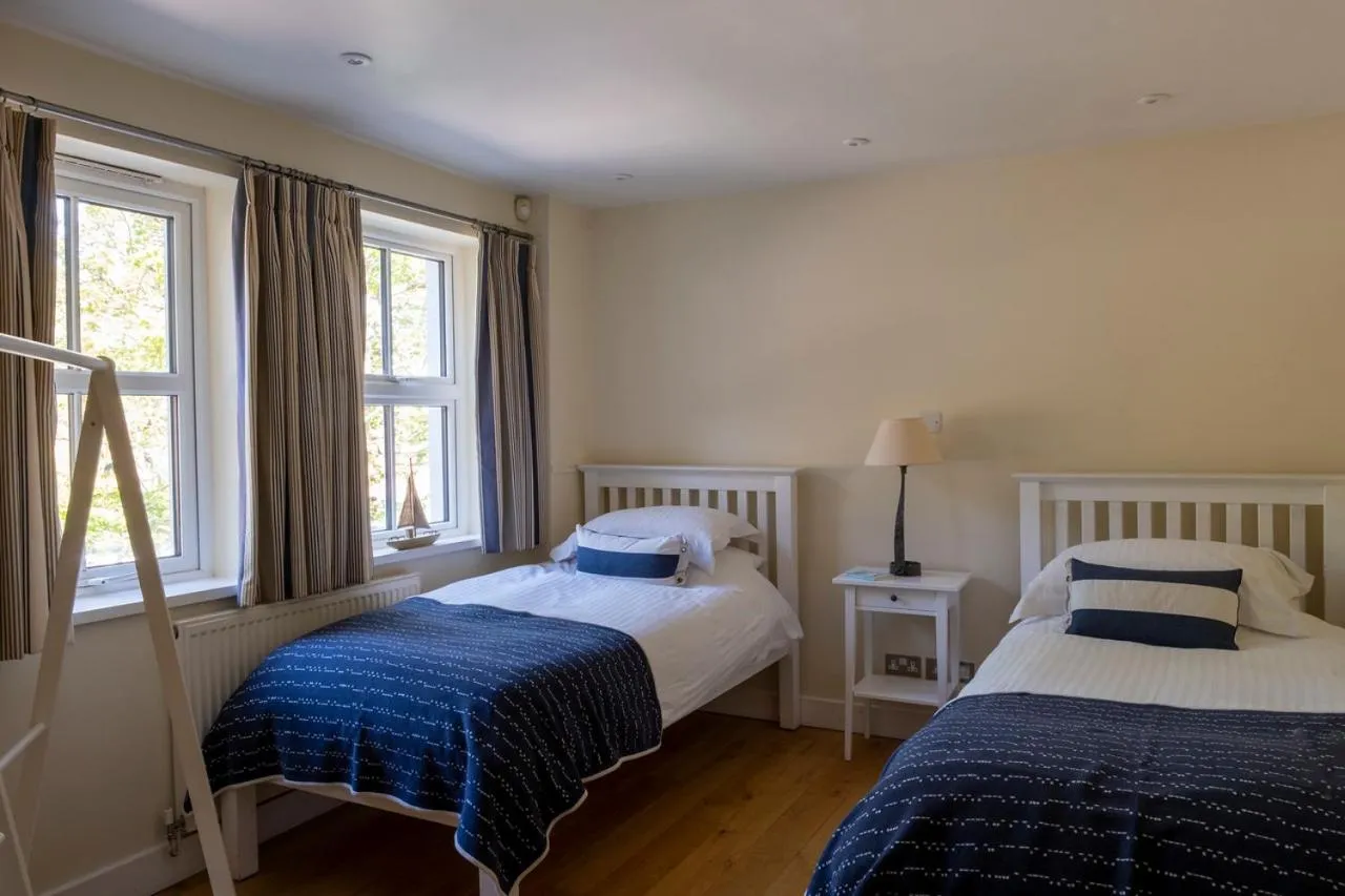 Bed in South Sands Hotel