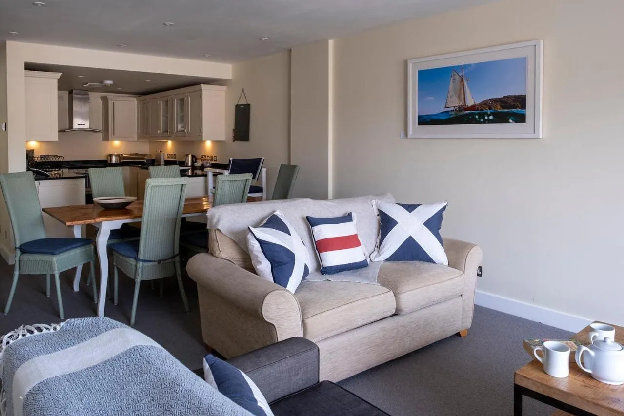 Shower in South Sands Hotel