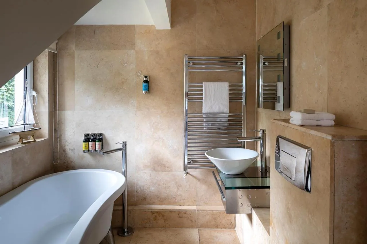 Shower in South Sands Hotel