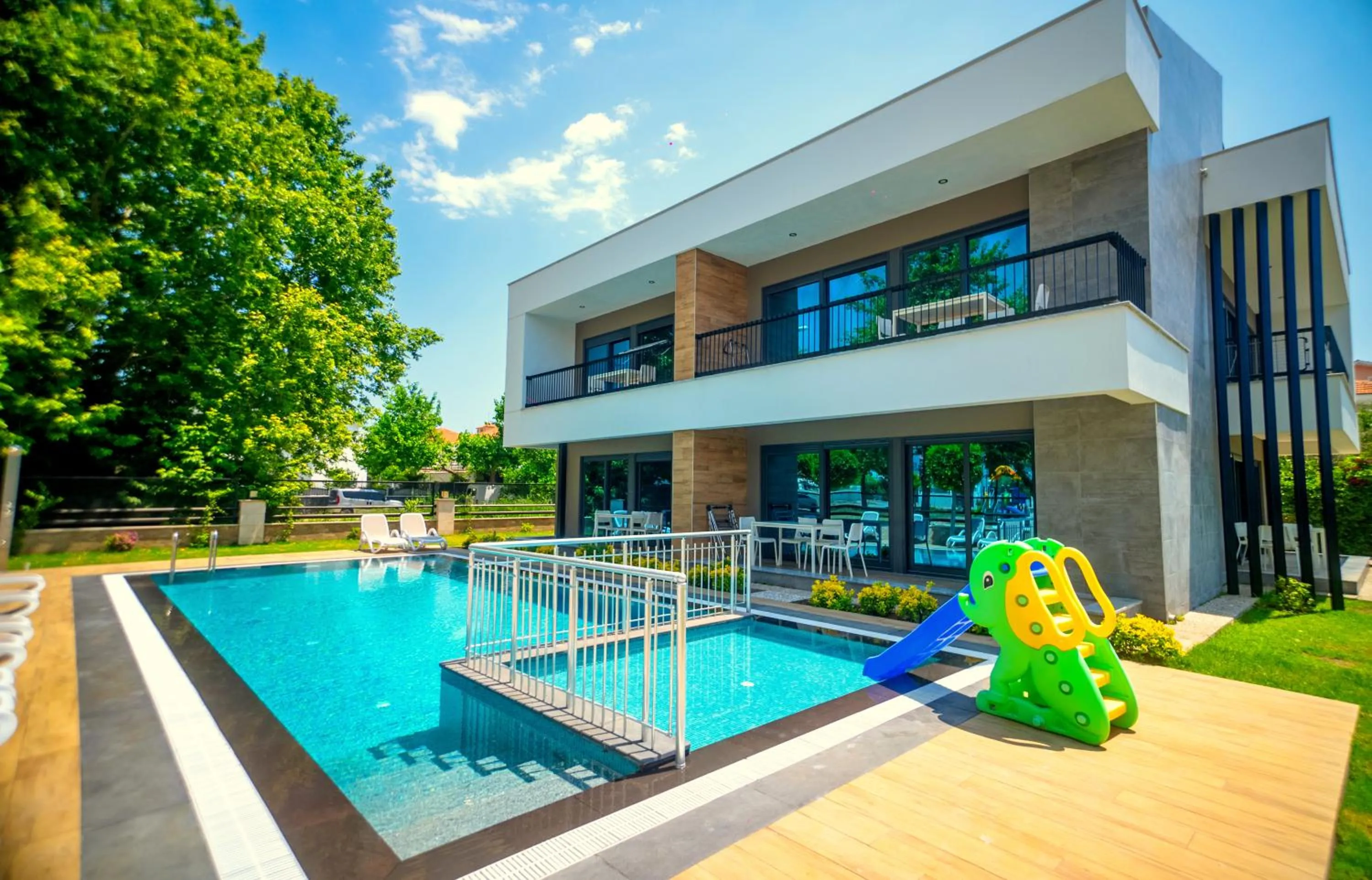 Property building in Sweet Home Kemer Apartments