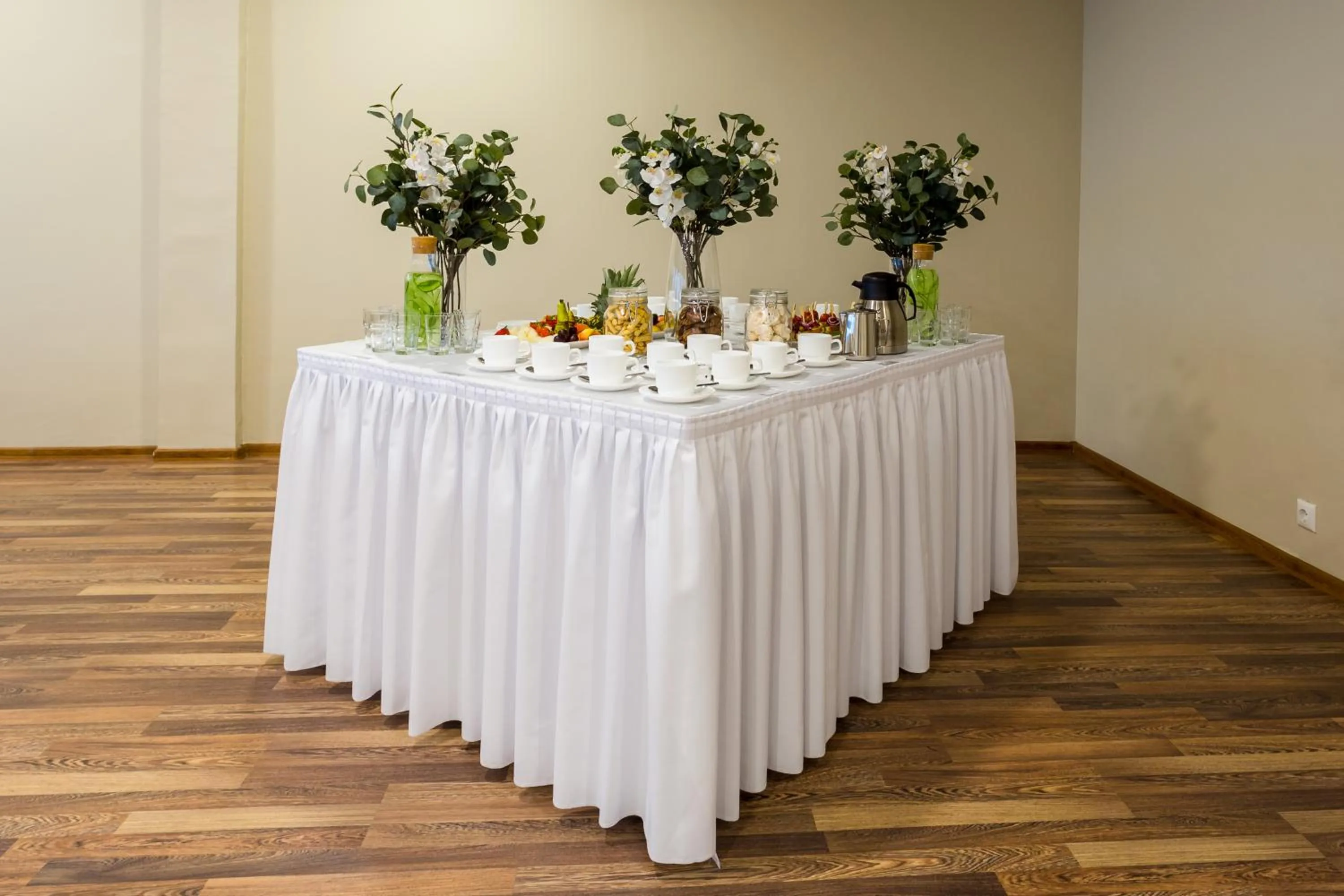 Food and drinks in Hotel Dzingel