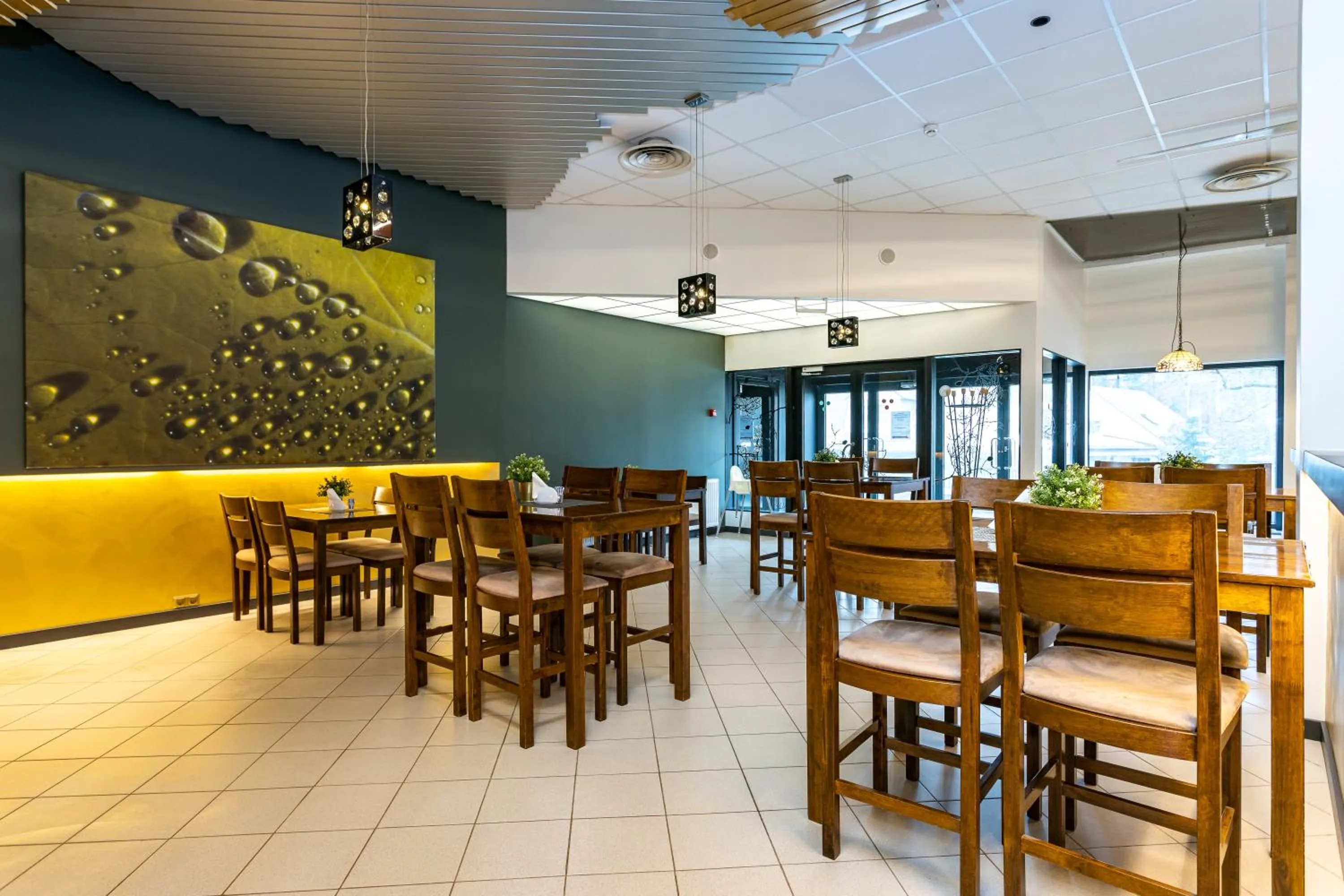 Restaurant/places to eat in Hotel Dzingel