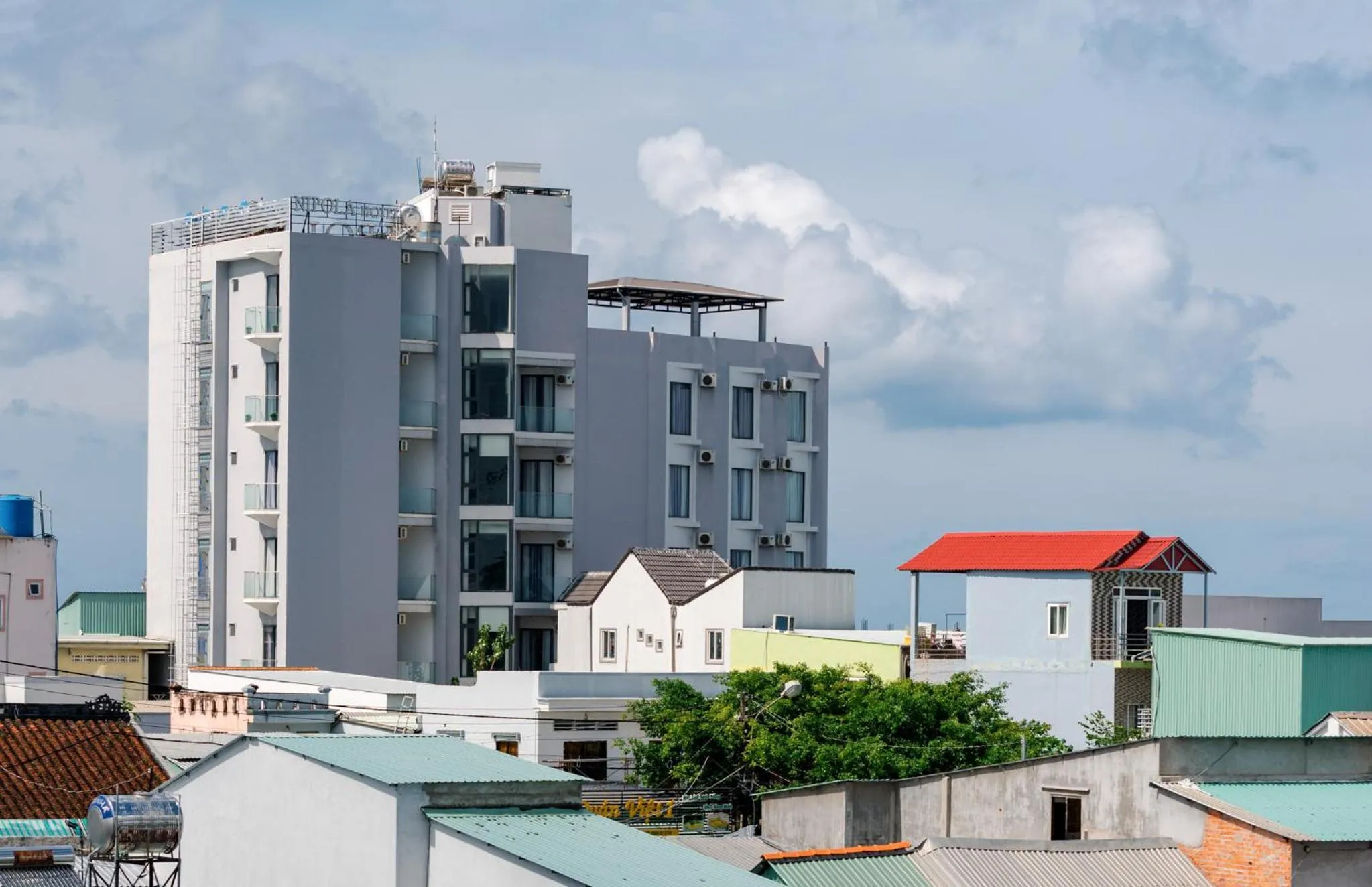 Property building in Nipola Hotel - Chợ Đêm Dương Đông Phú Quốc