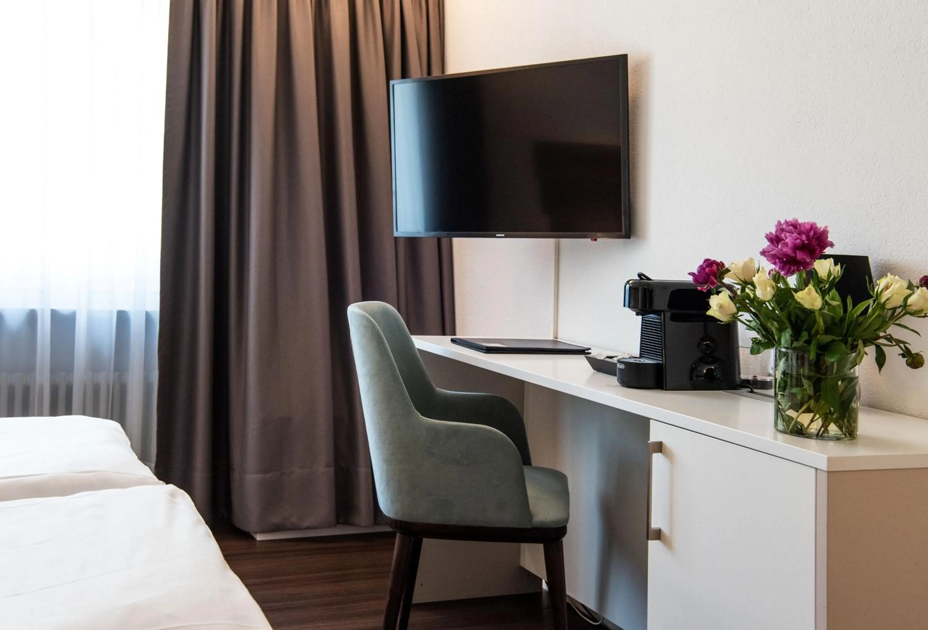 TV and multimedia, Bed in Hotel Polo