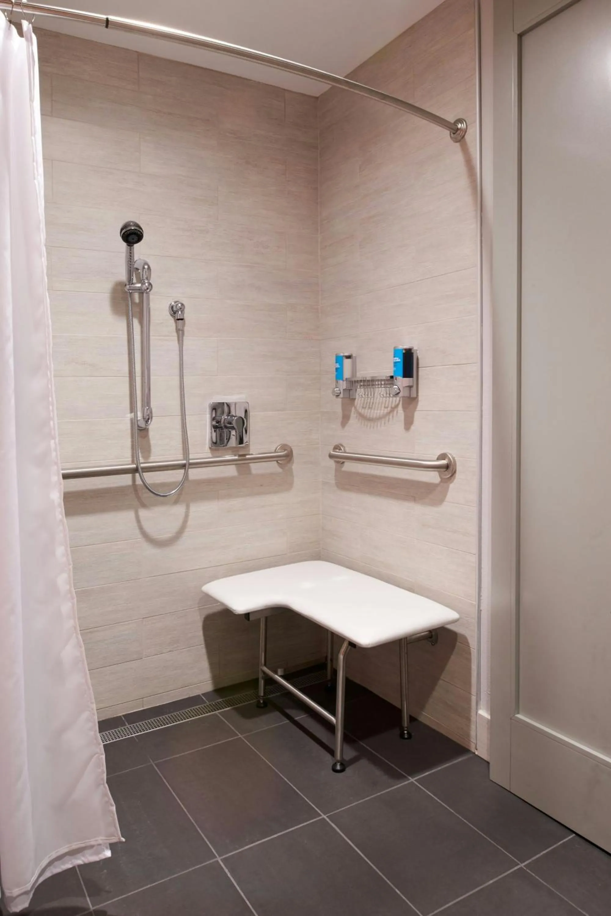 Bathroom in Aloft Columbus Westerville