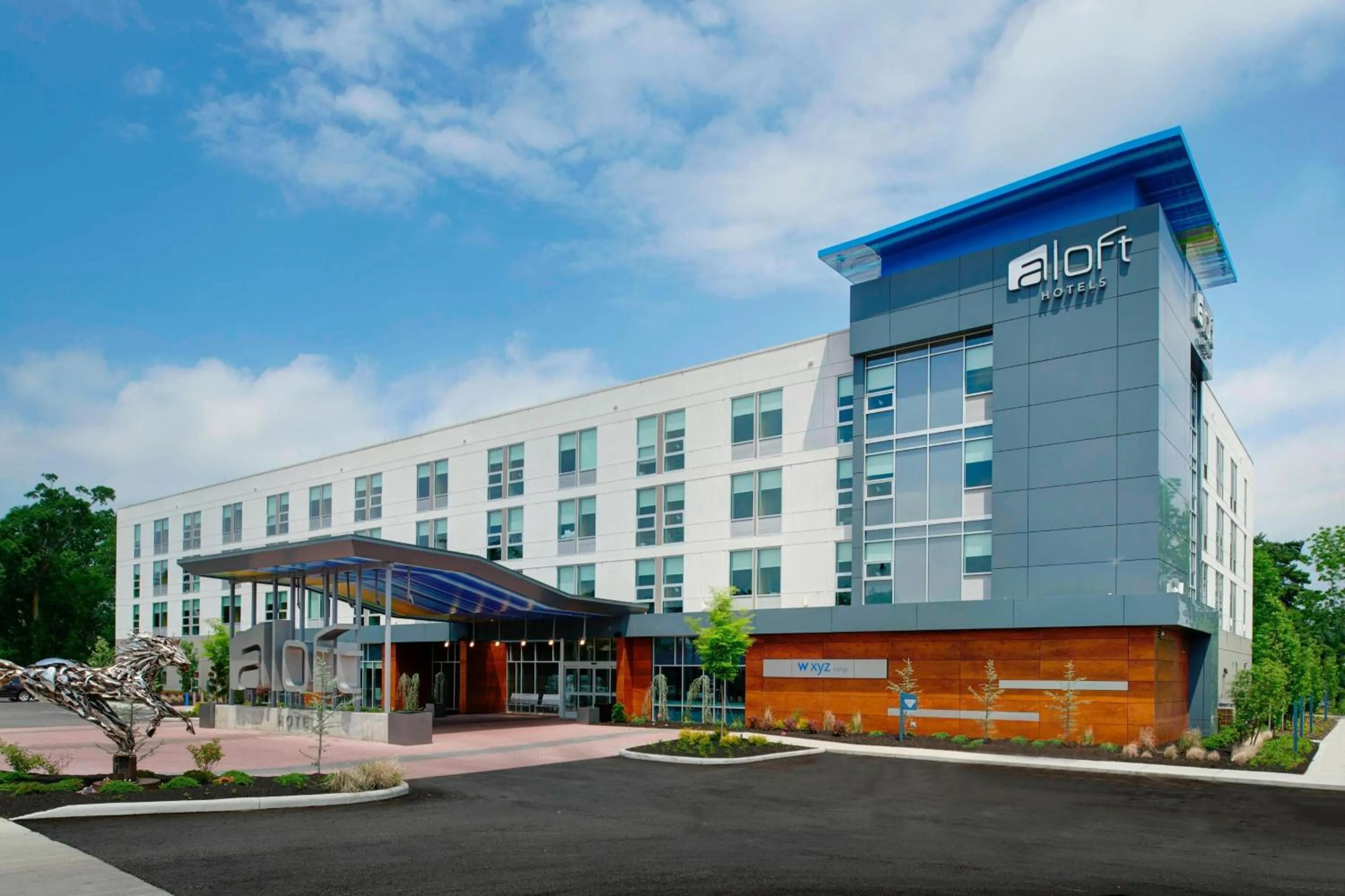 Property building in Aloft Columbus Westerville