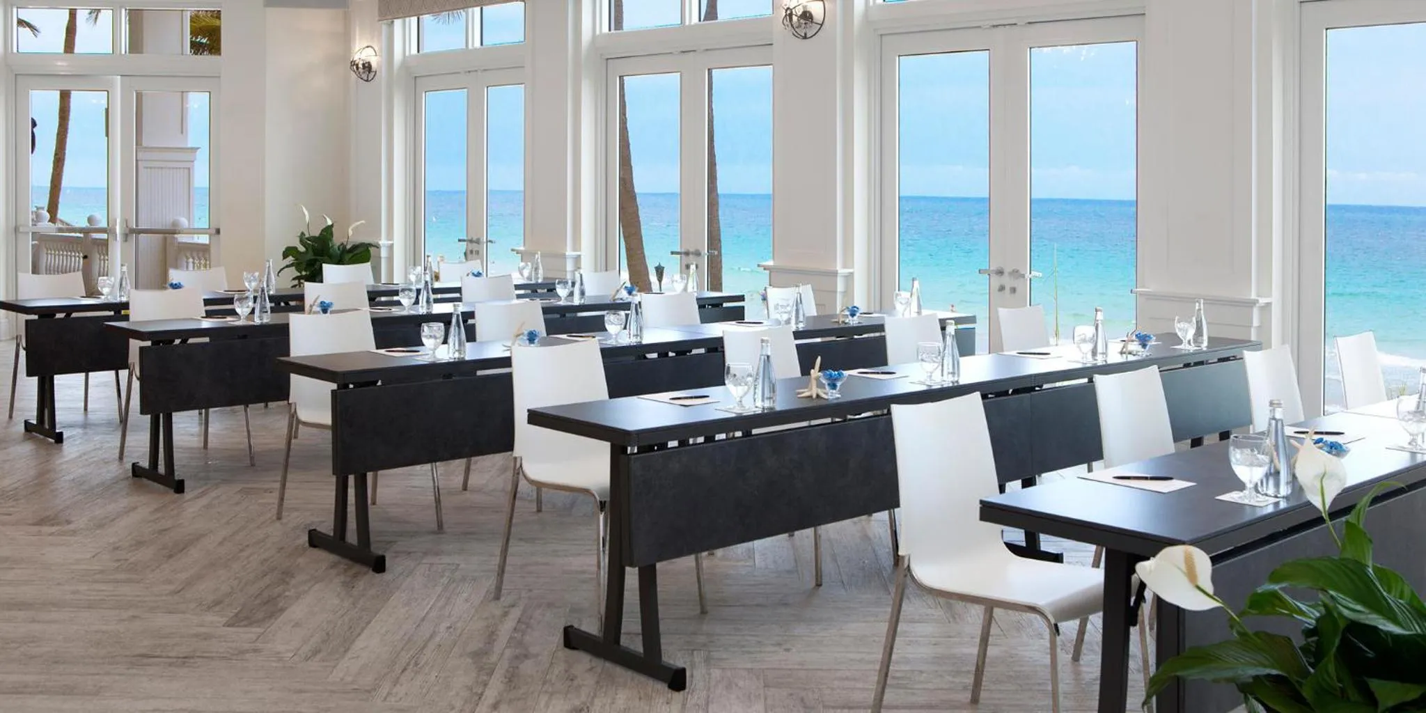 Banquet/Function facilities in Pelican Grand Beach Resort, a Noble House Resort