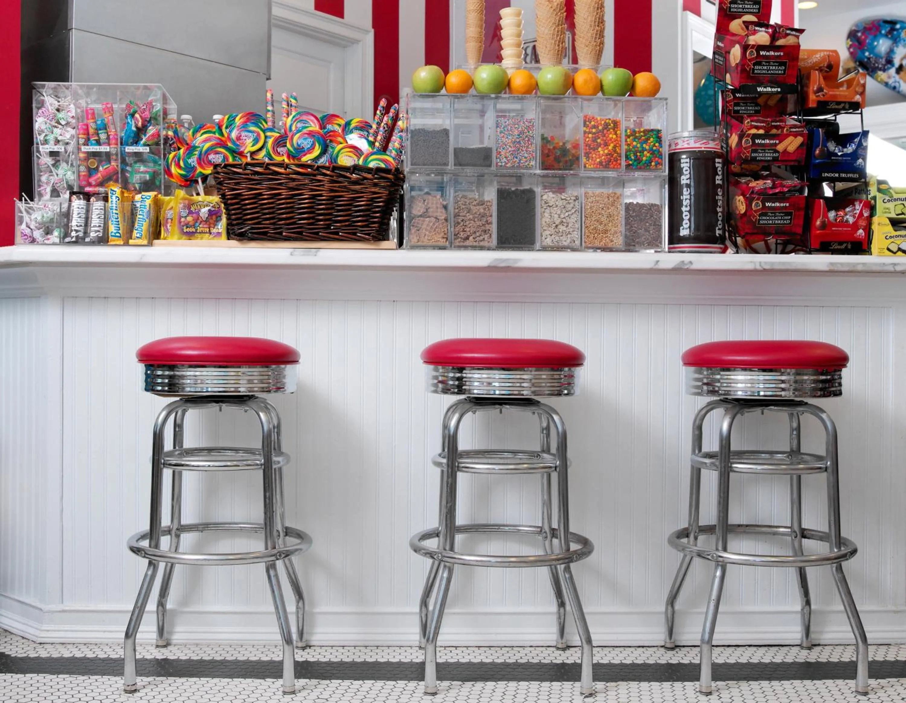 Food in Pelican Grand Beach Resort, a Noble House Resort