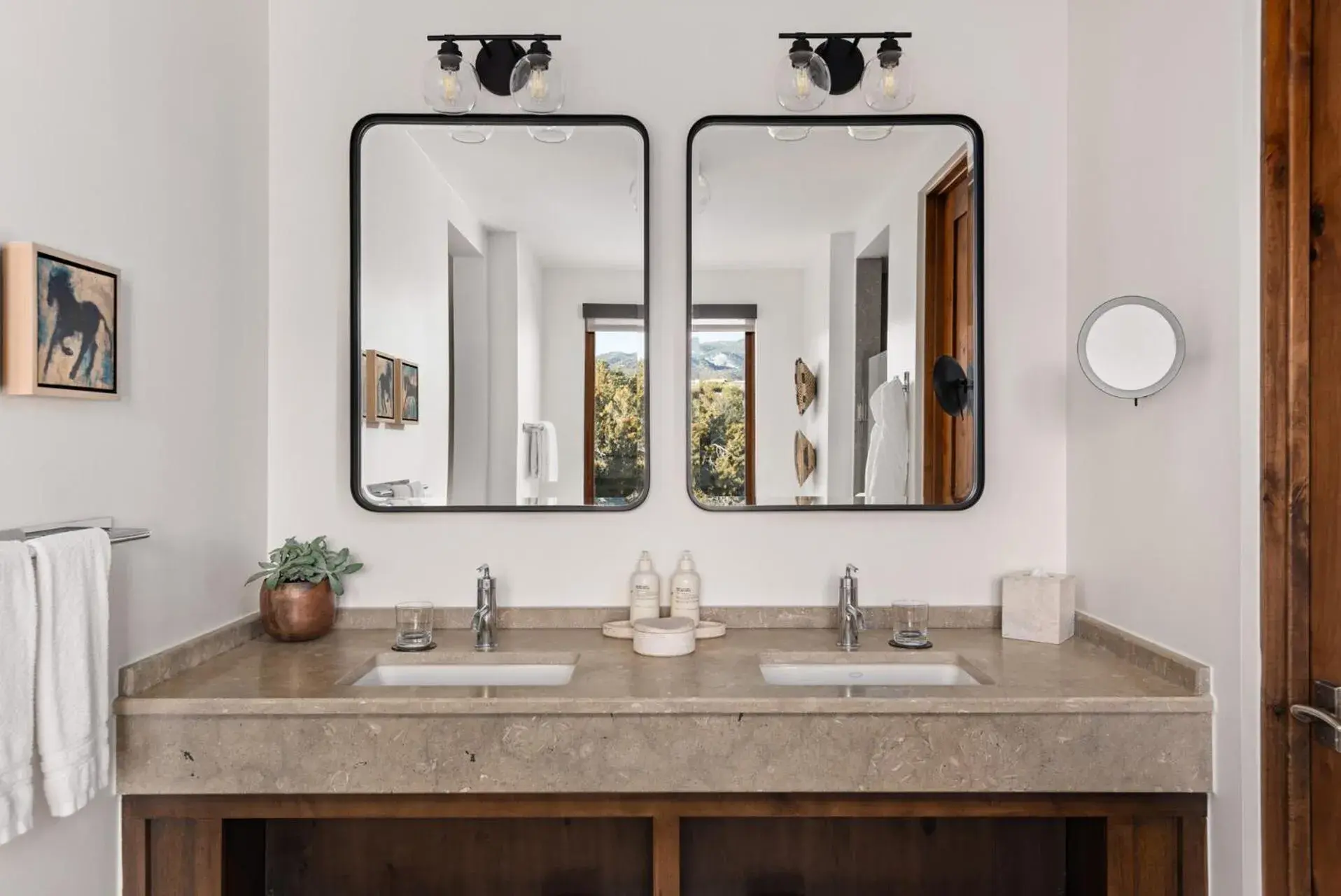 Two-Bedroom Interconnecting Deluxe in Four Seasons Resort Rancho Encantado Santa Fe Two-Bedroom Interconnecting Deluxe in Four Seasons Resort Rancho Encantado Santa Fe