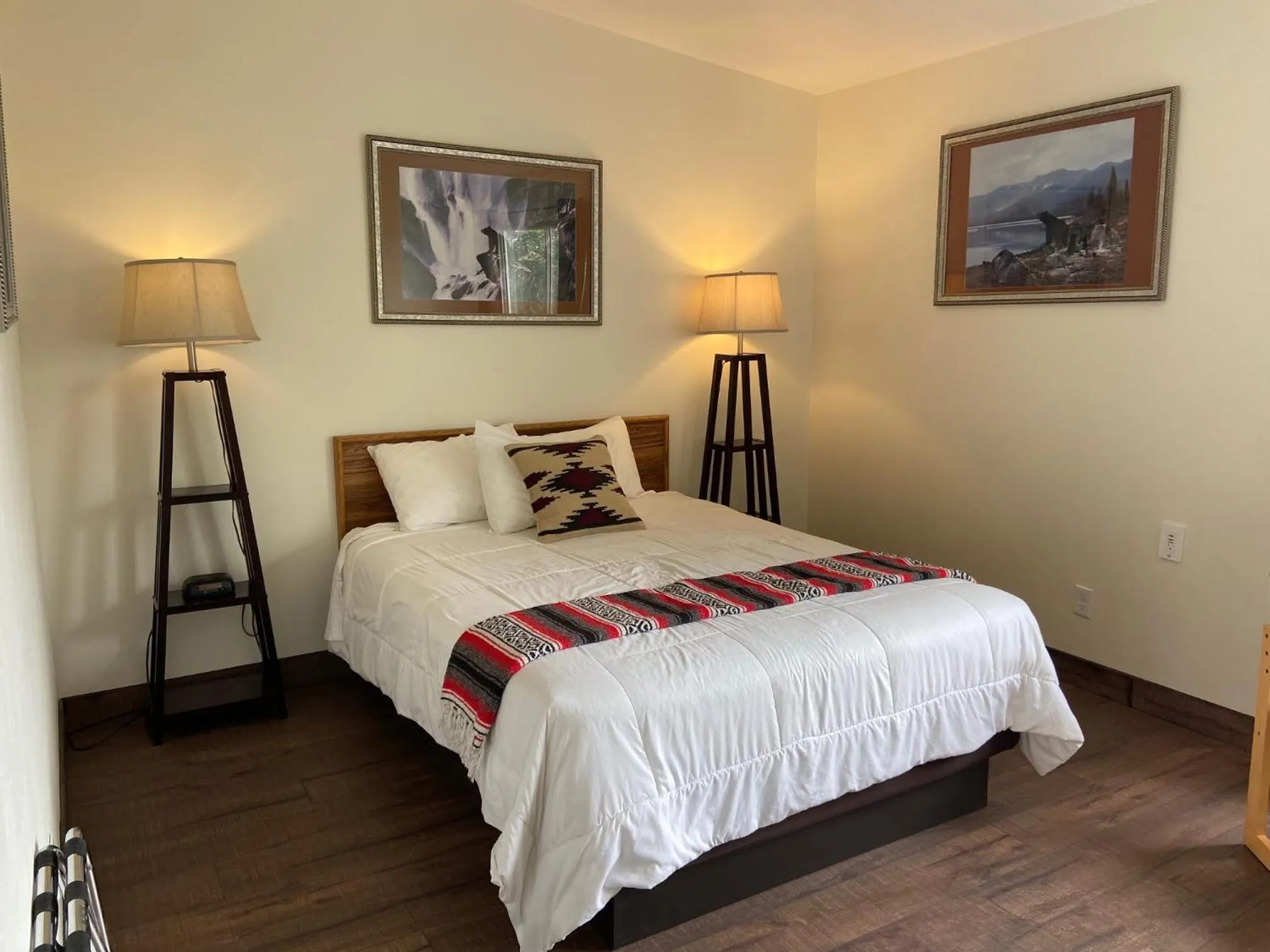 Bed in The Riverside Ranch Motel and RV Park Southern Utah