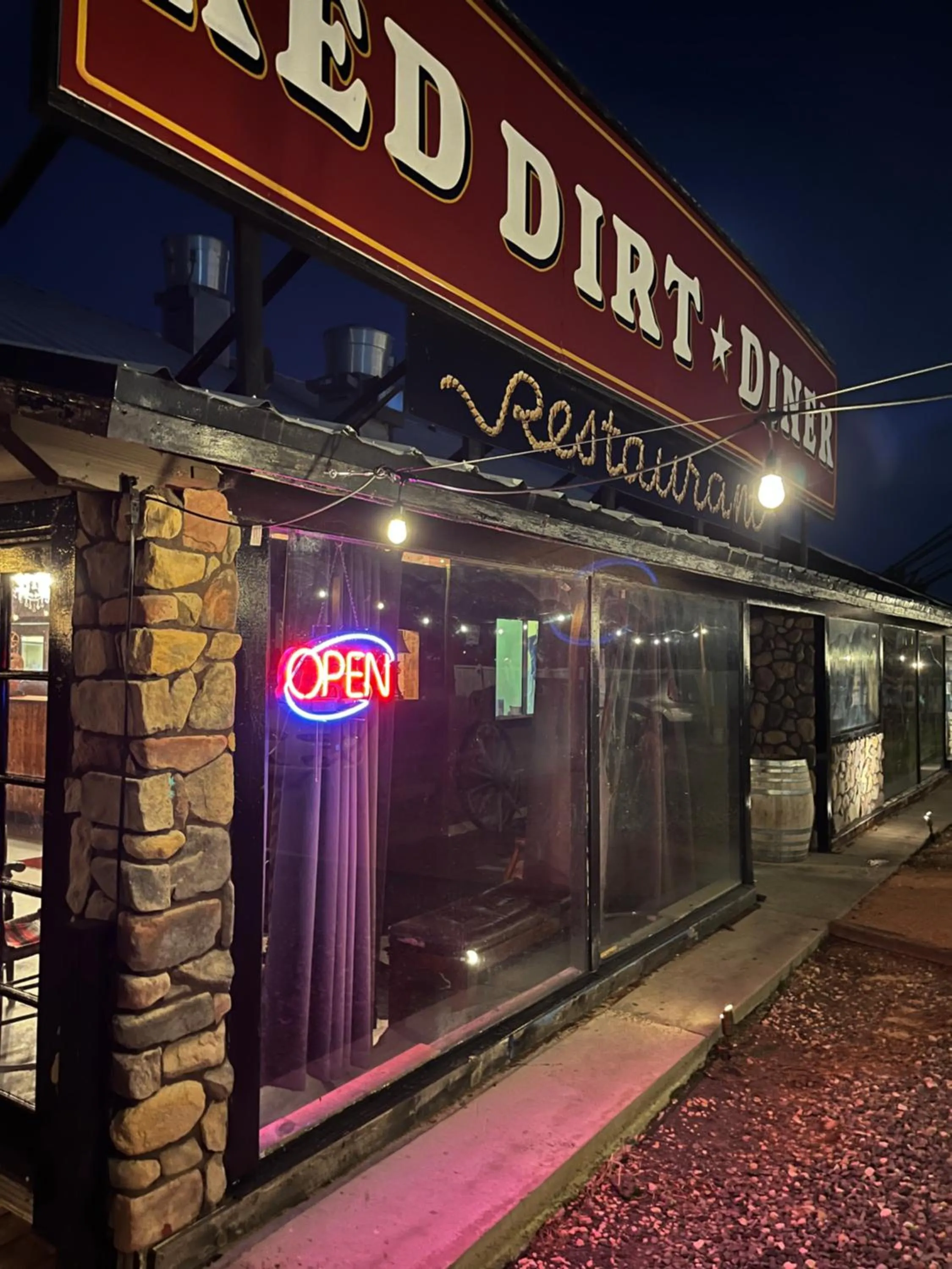 Restaurant/places to eat in The Riverside Ranch Motel and RV Park Southern Utah