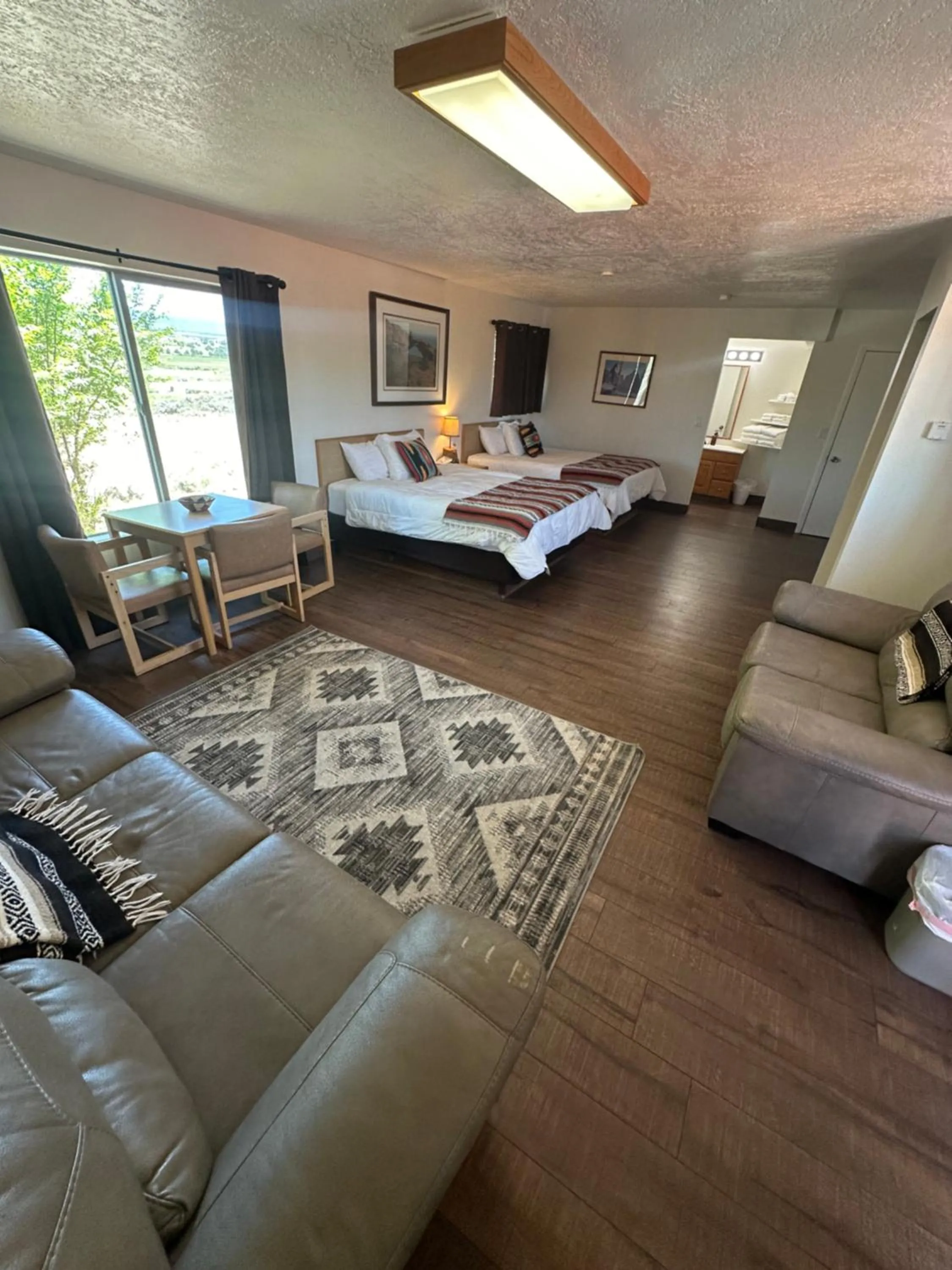 Photo of the whole room, Bed in The Riverside Ranch Motel and RV Park Southern Utah