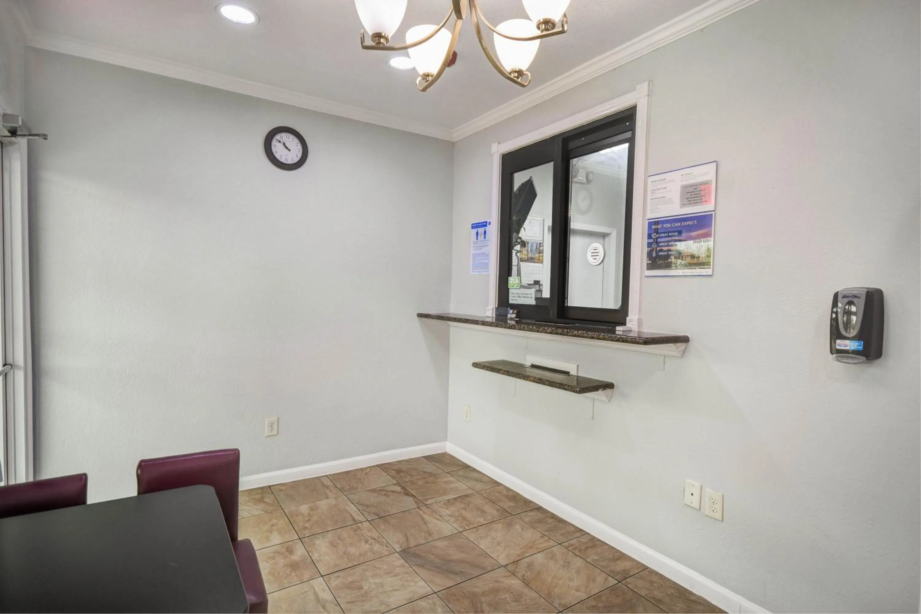 Lobby or reception in Motel 6 Humble, TX - Houston International Airport