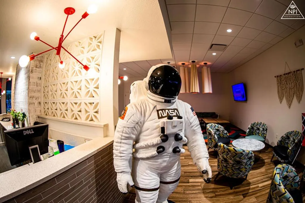 Beachside Hotel & Suites Cocoa Beach - Port Canaveral