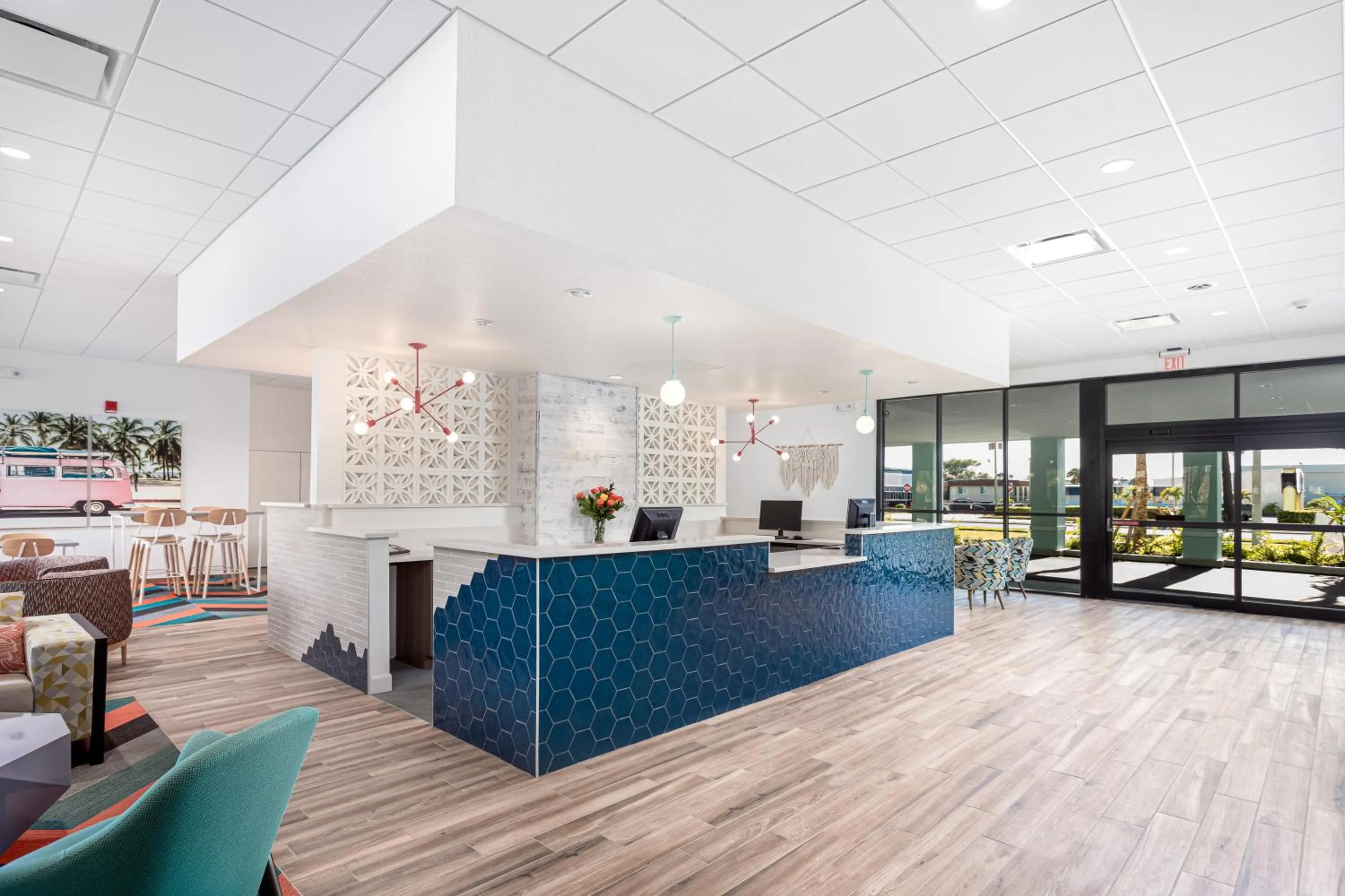 Beachside Hotel & Suites Cocoa Beach - Port Canaveral