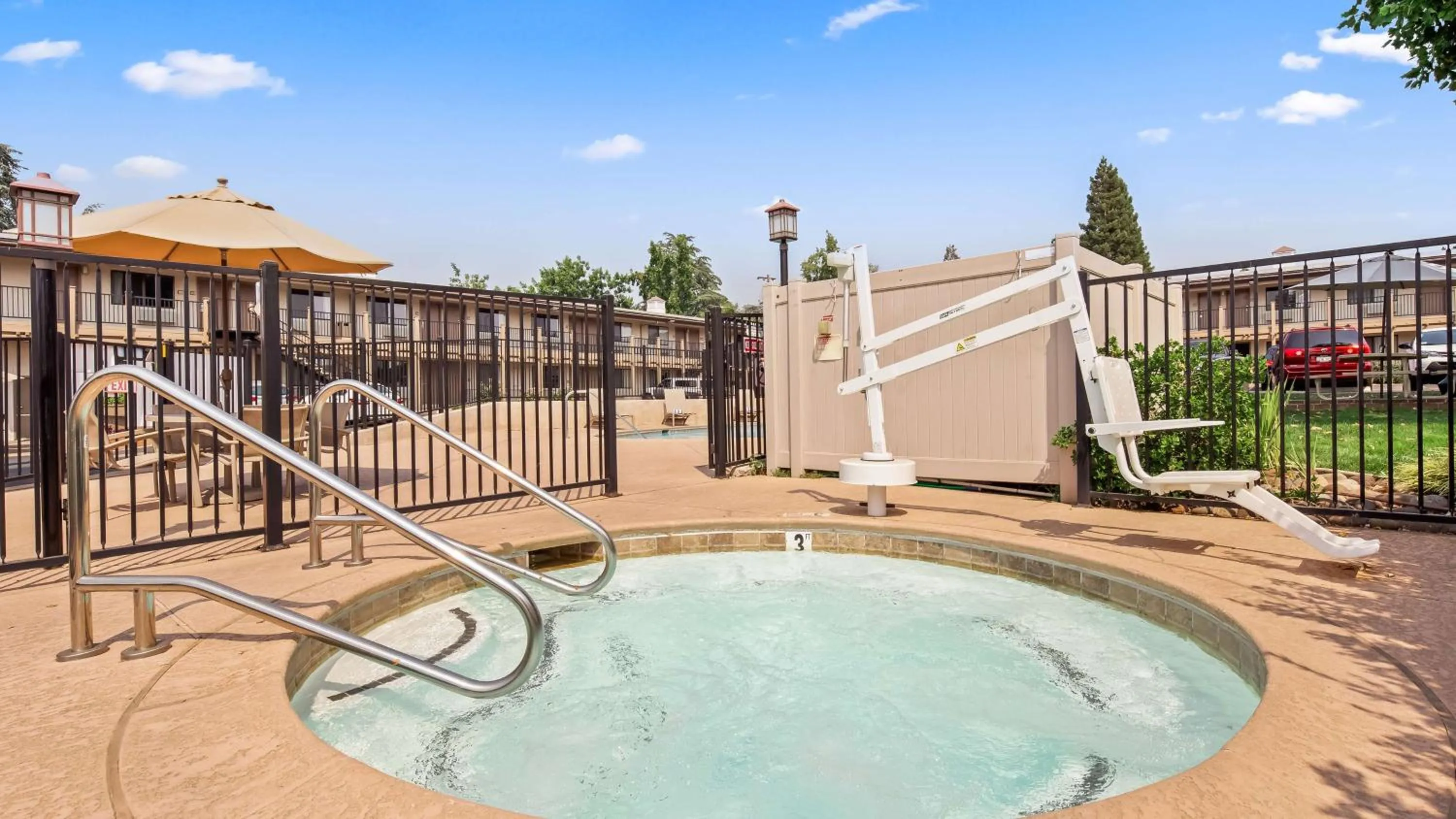 Pool view in Best Western Golden Key