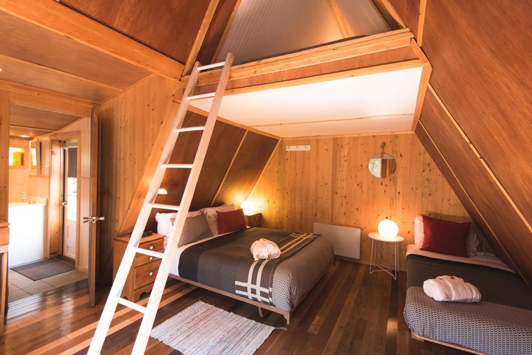 Photo of the whole room, Bed in Au Sommet du Fjord