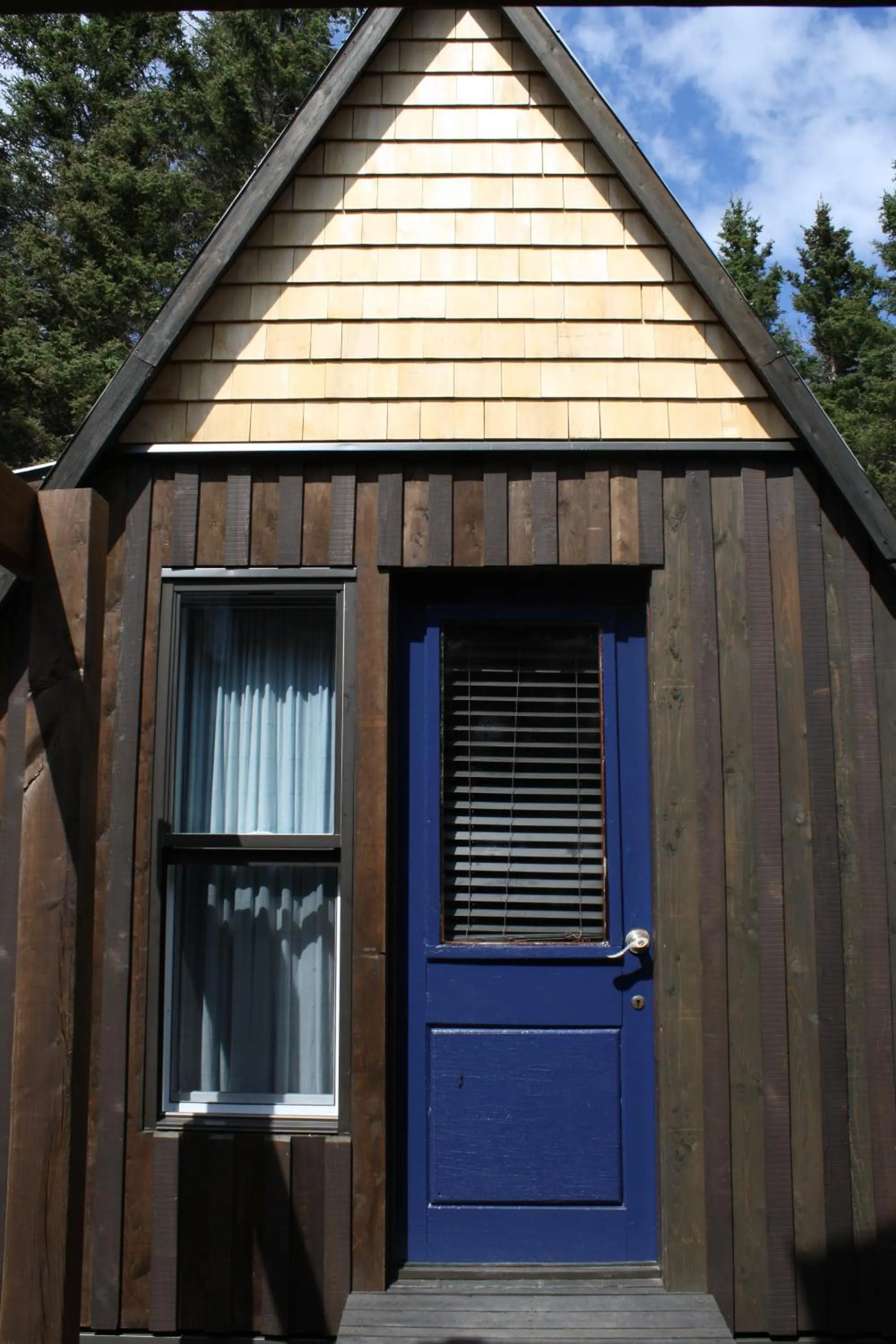 Facade/entrance in Au Sommet du Fjord
