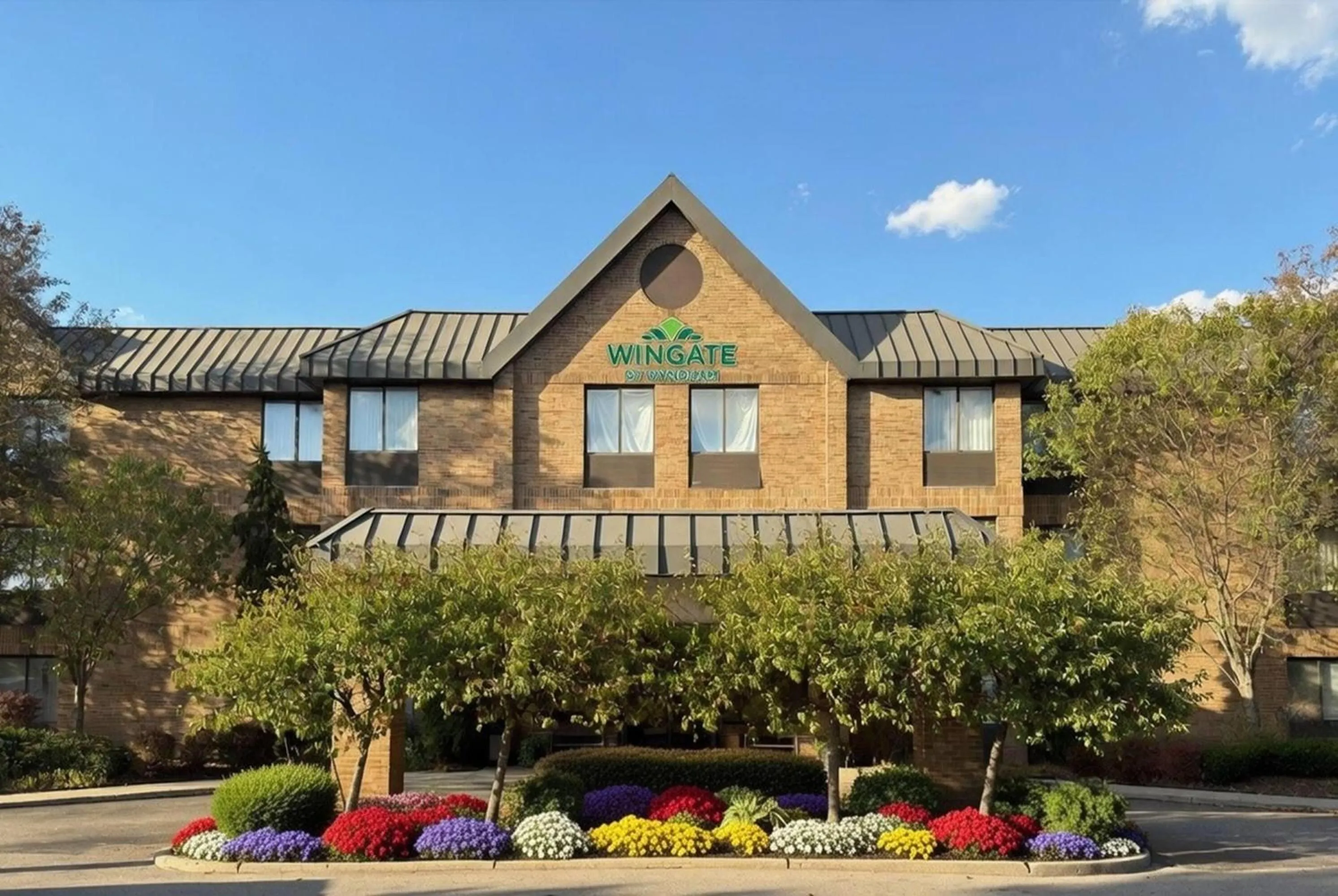 Property building in Wingate by Wyndham Utica