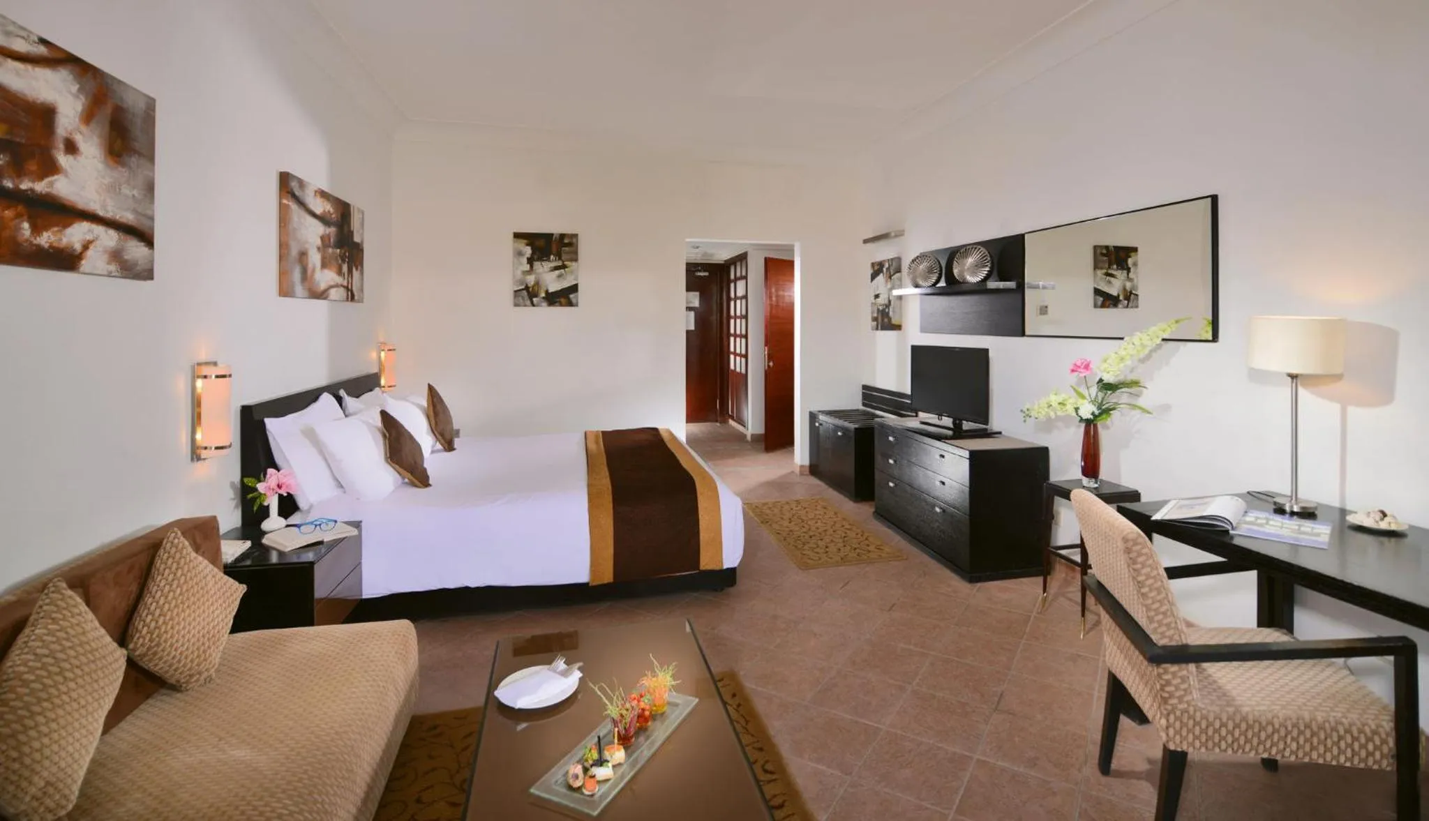 Bedroom in Mövenpick Resort El Sokhna