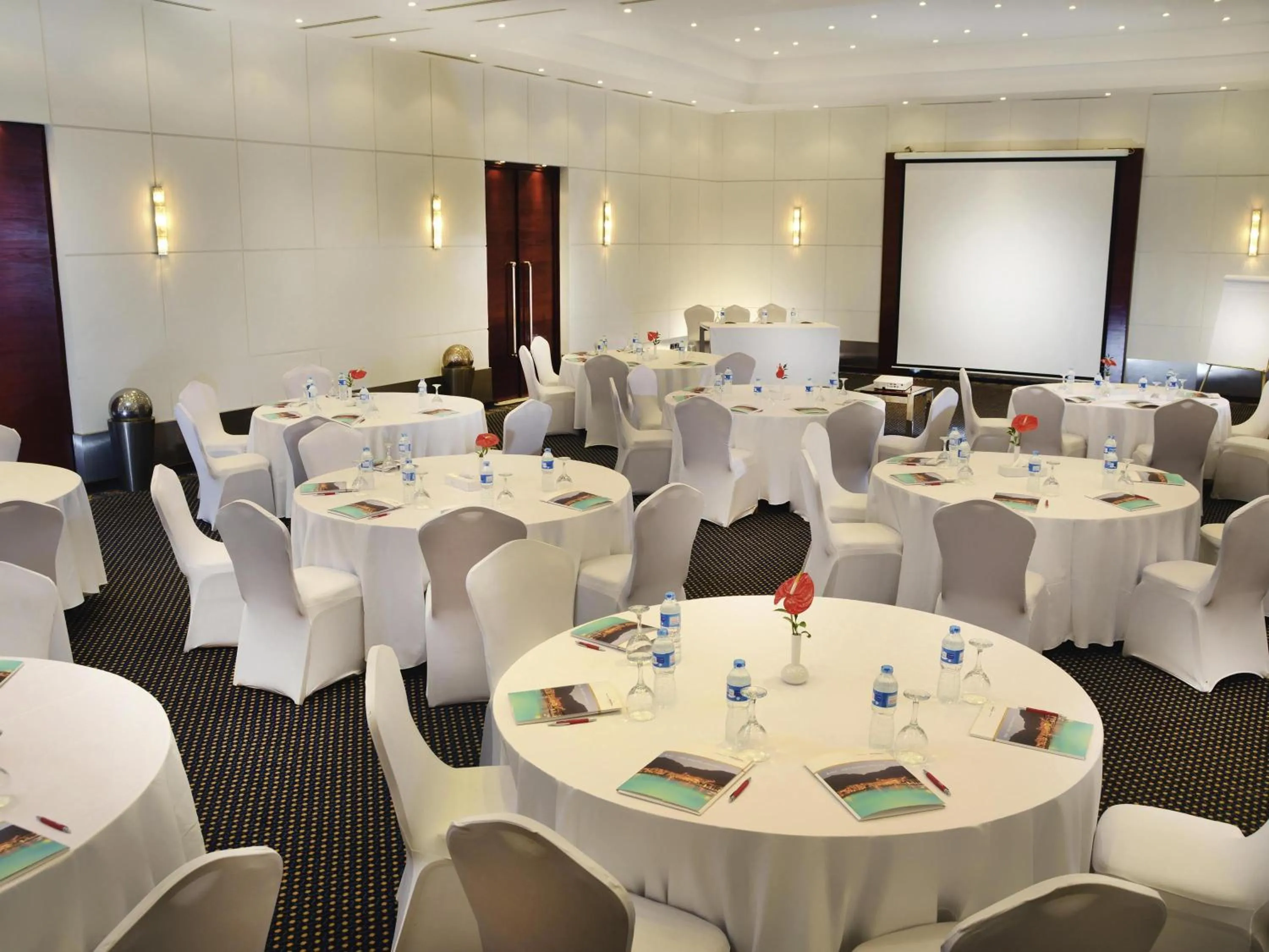Meeting/conference room in Mövenpick Resort El Sokhna