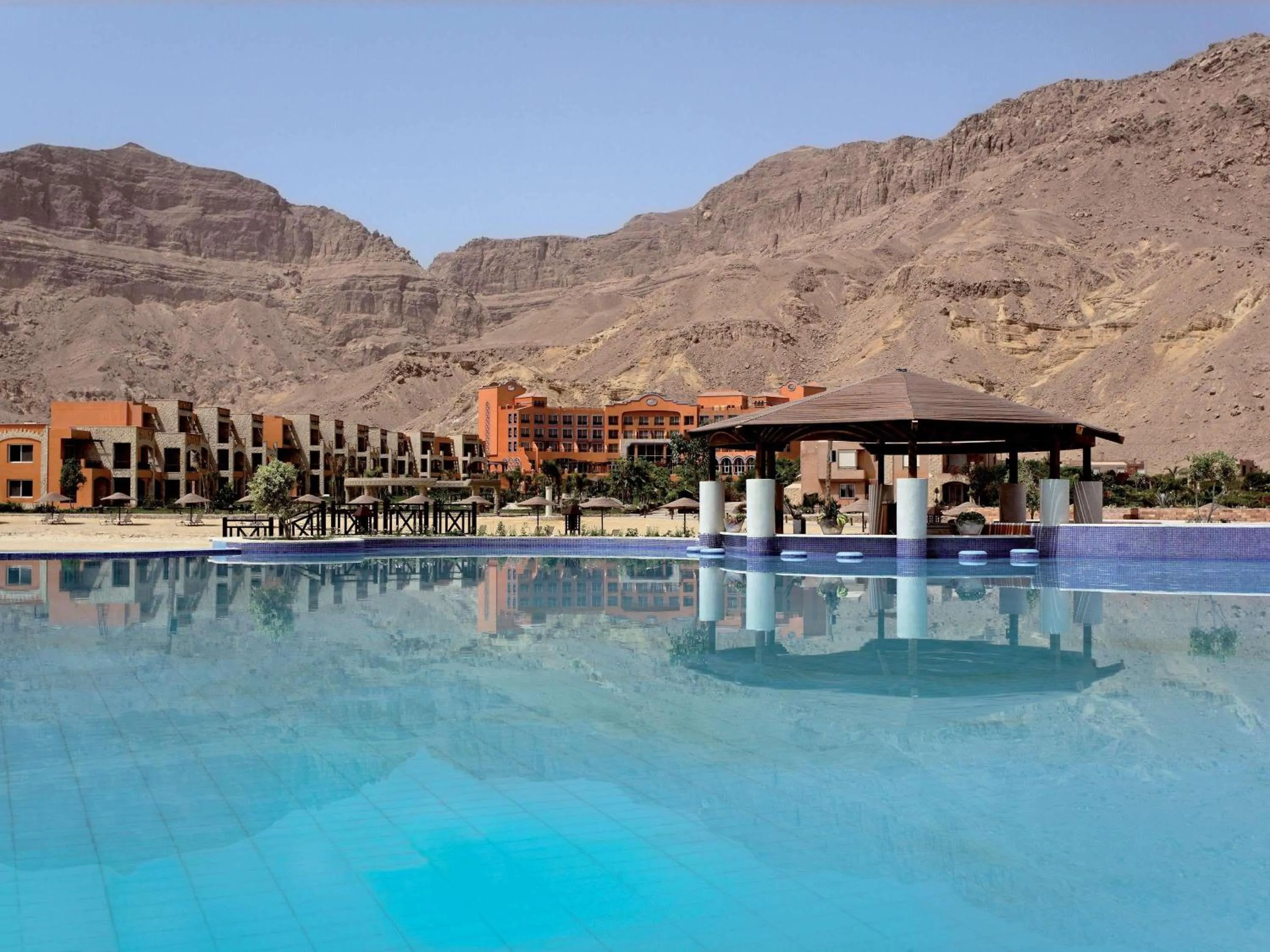 Pool view in Mövenpick Resort El Sokhna