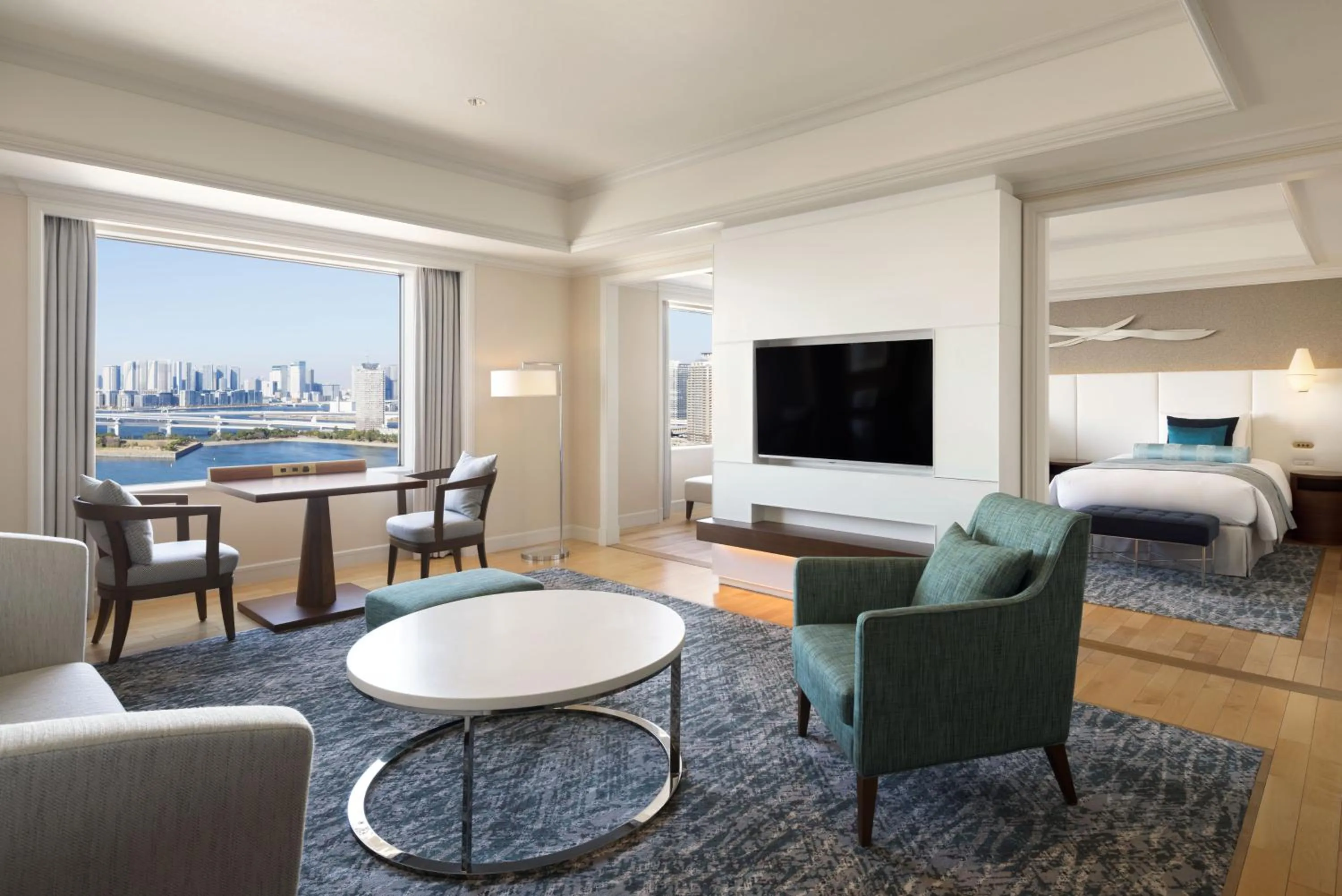 Photo of the whole room, Bed in Grand Nikko Tokyo Daiba