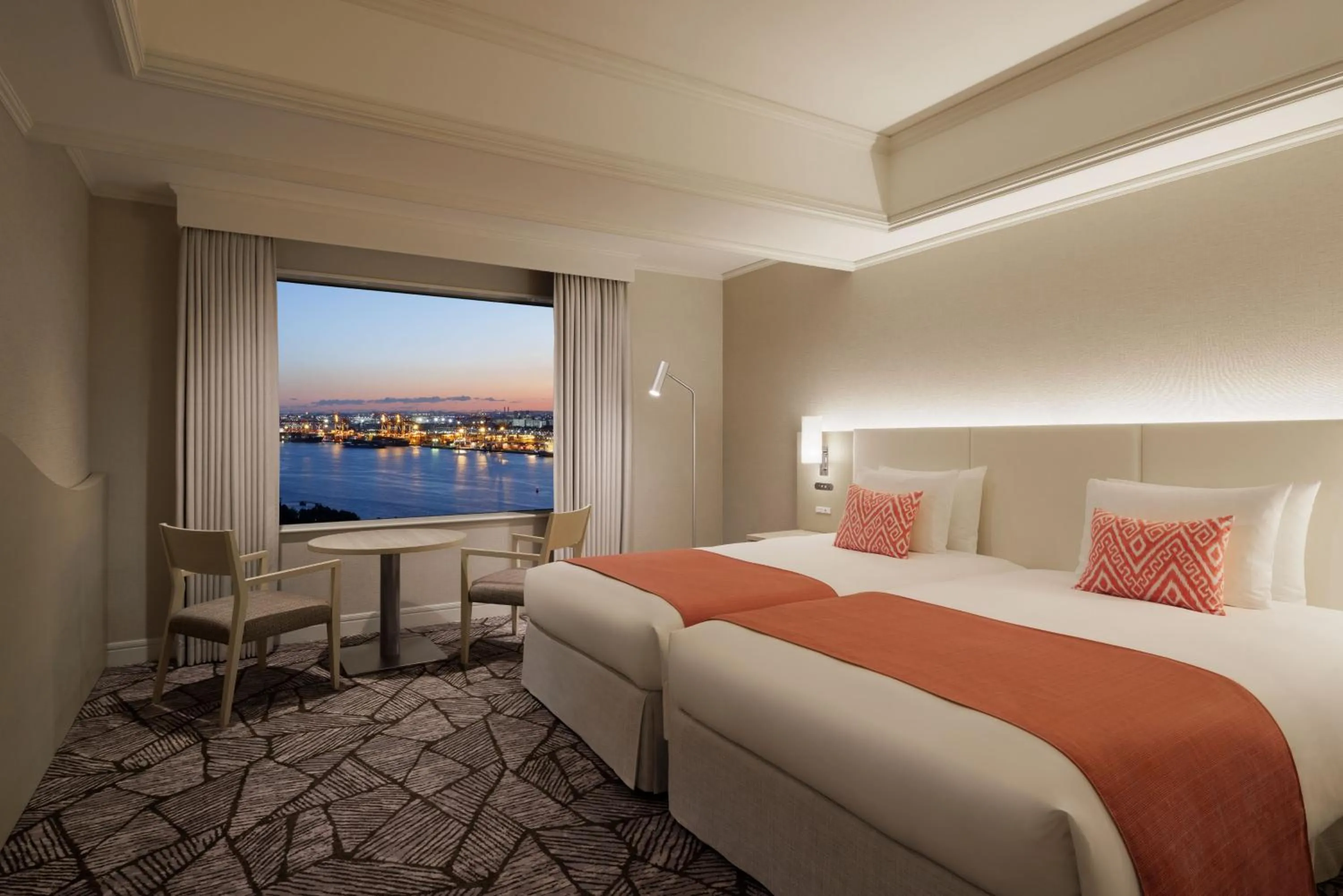 Photo of the whole room, Bed in Grand Nikko Tokyo Daiba