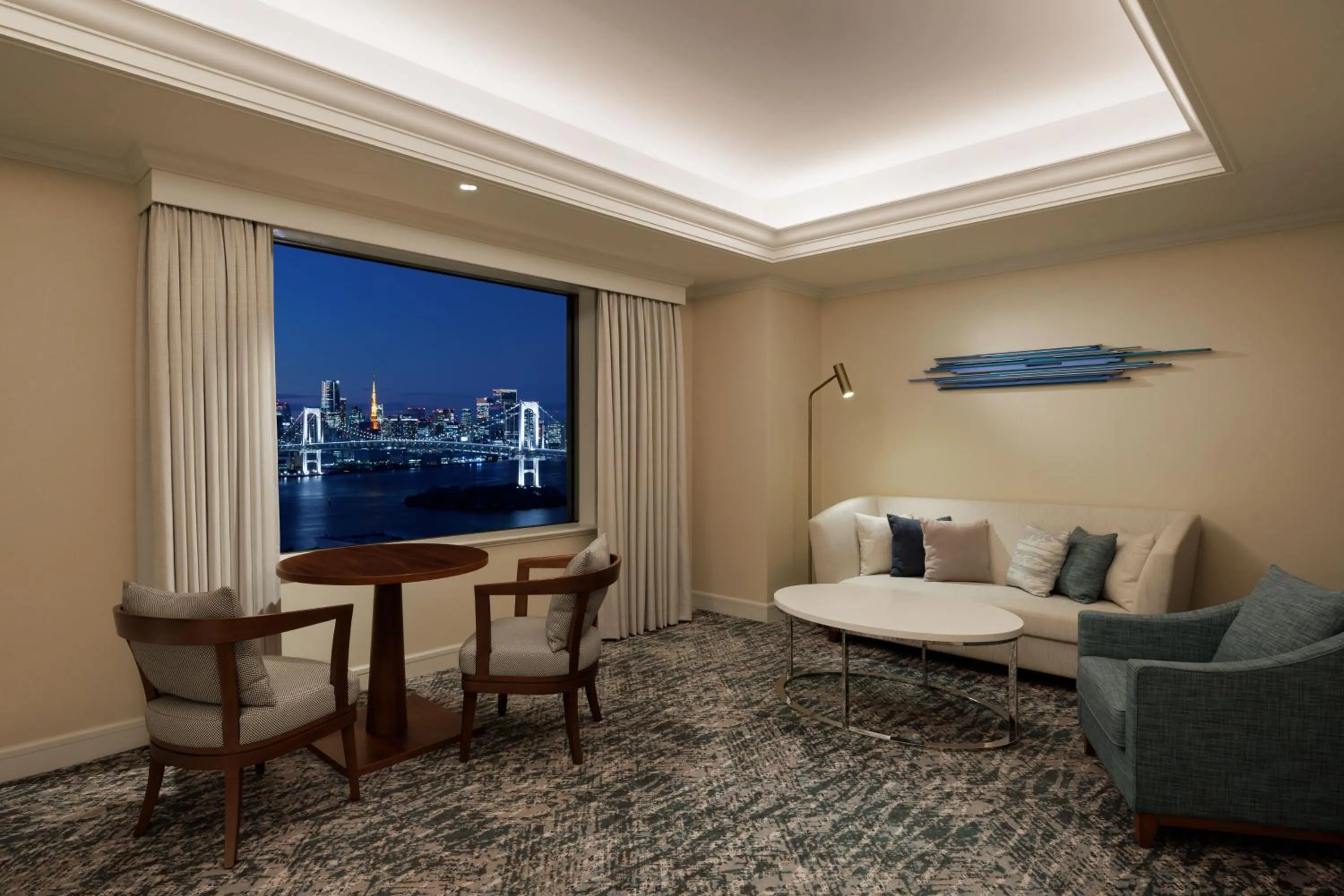 Living room in Grand Nikko Tokyo Daiba