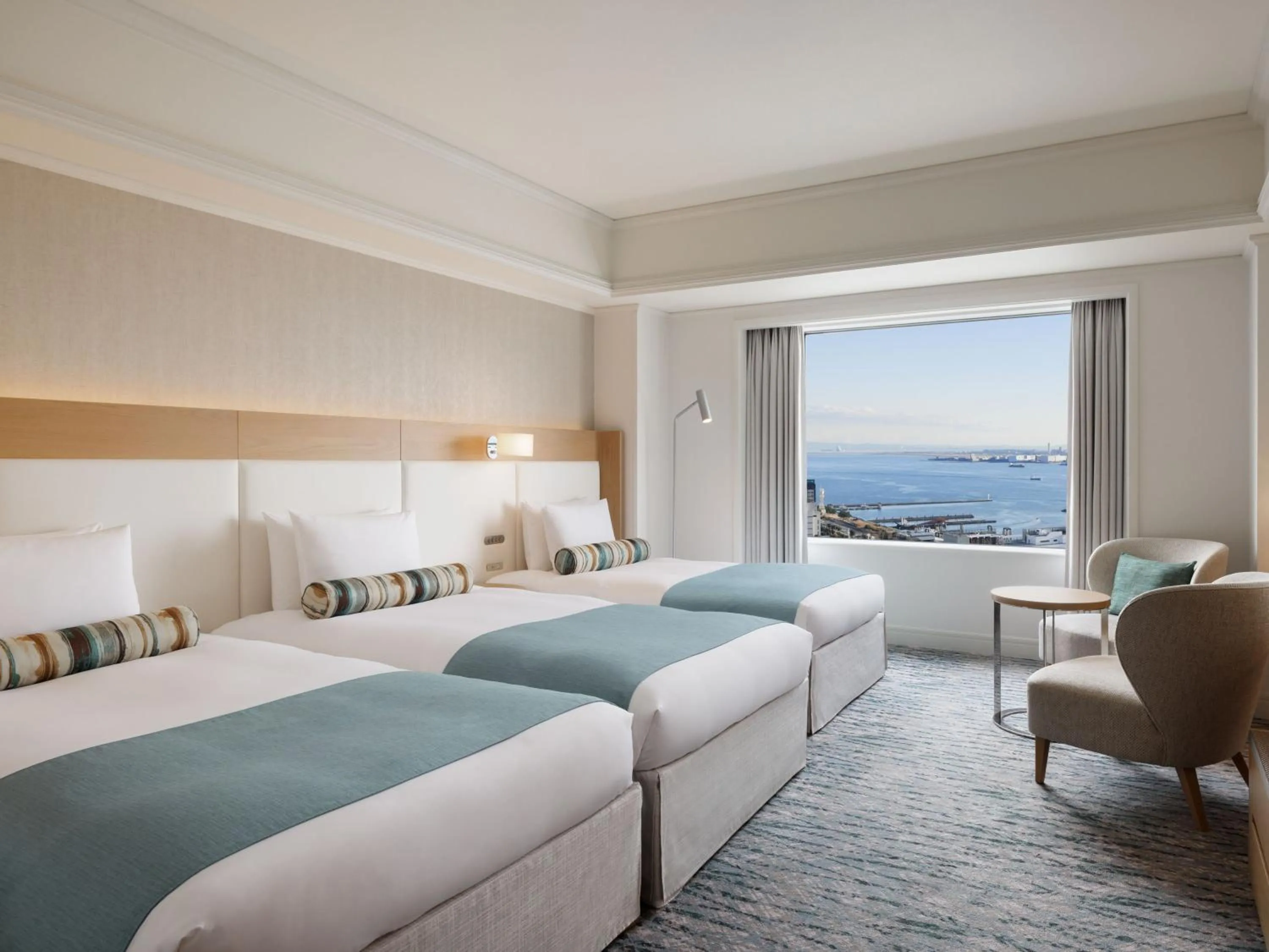 Photo of the whole room, Bed in Grand Nikko Tokyo Daiba