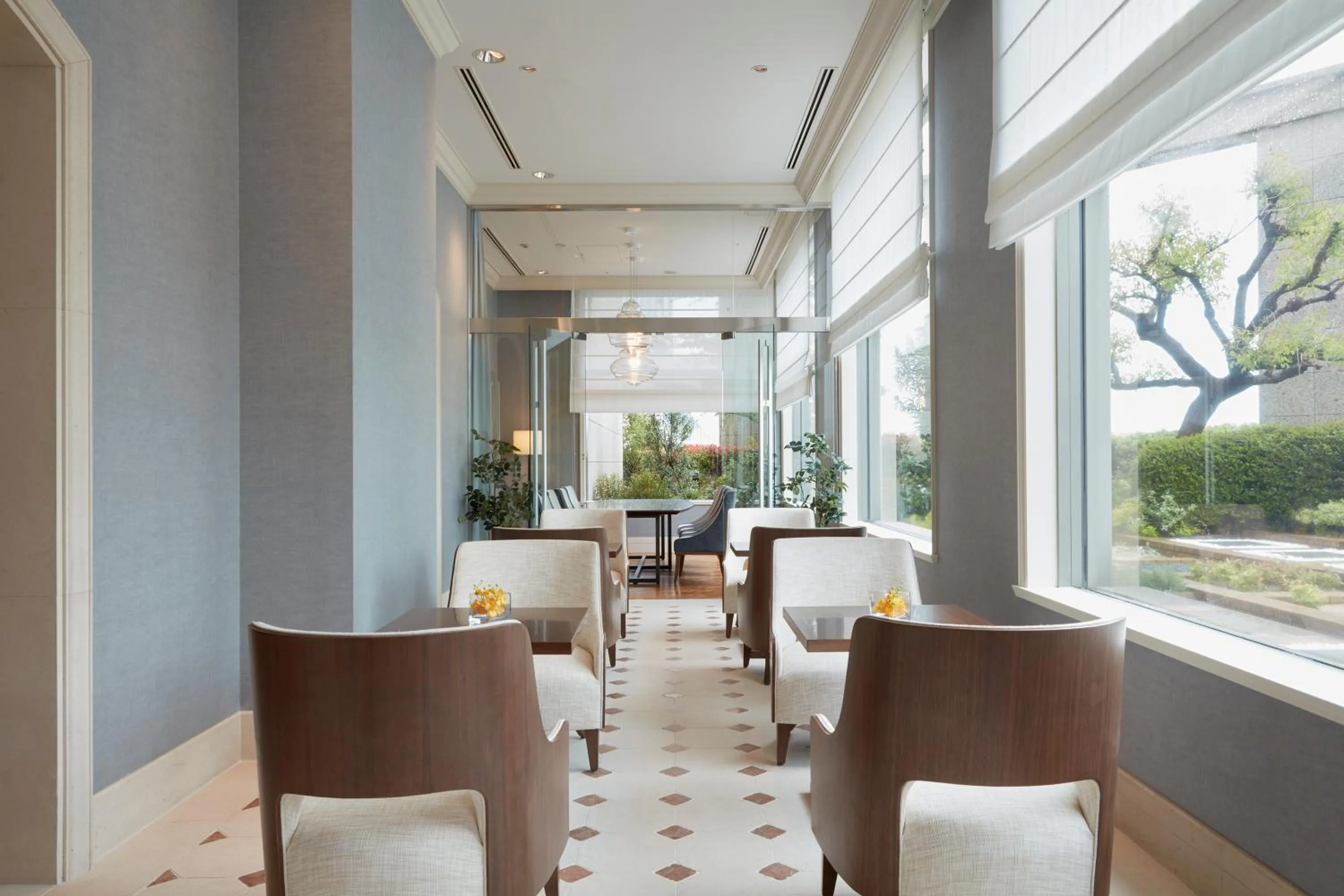 Lounge or bar in Grand Nikko Tokyo Daiba